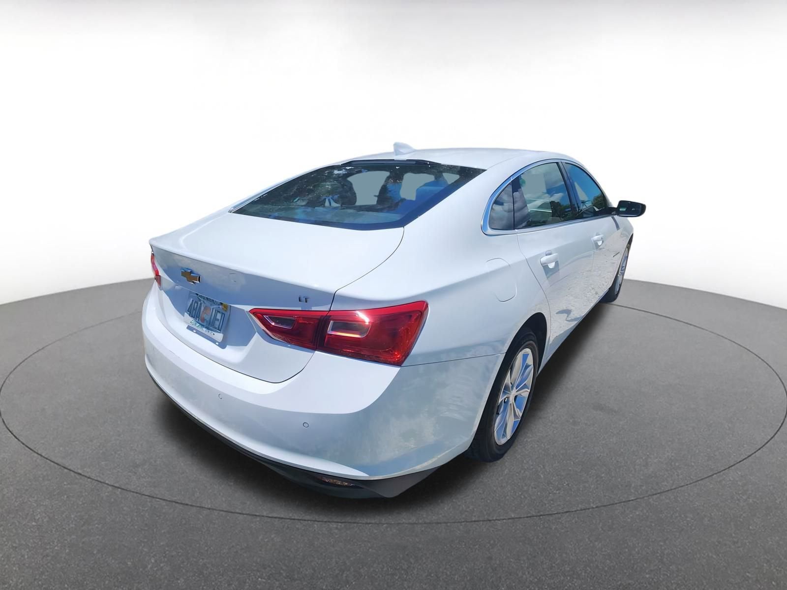 Thumbnail: 2023 Chevrolet Malibu - 8