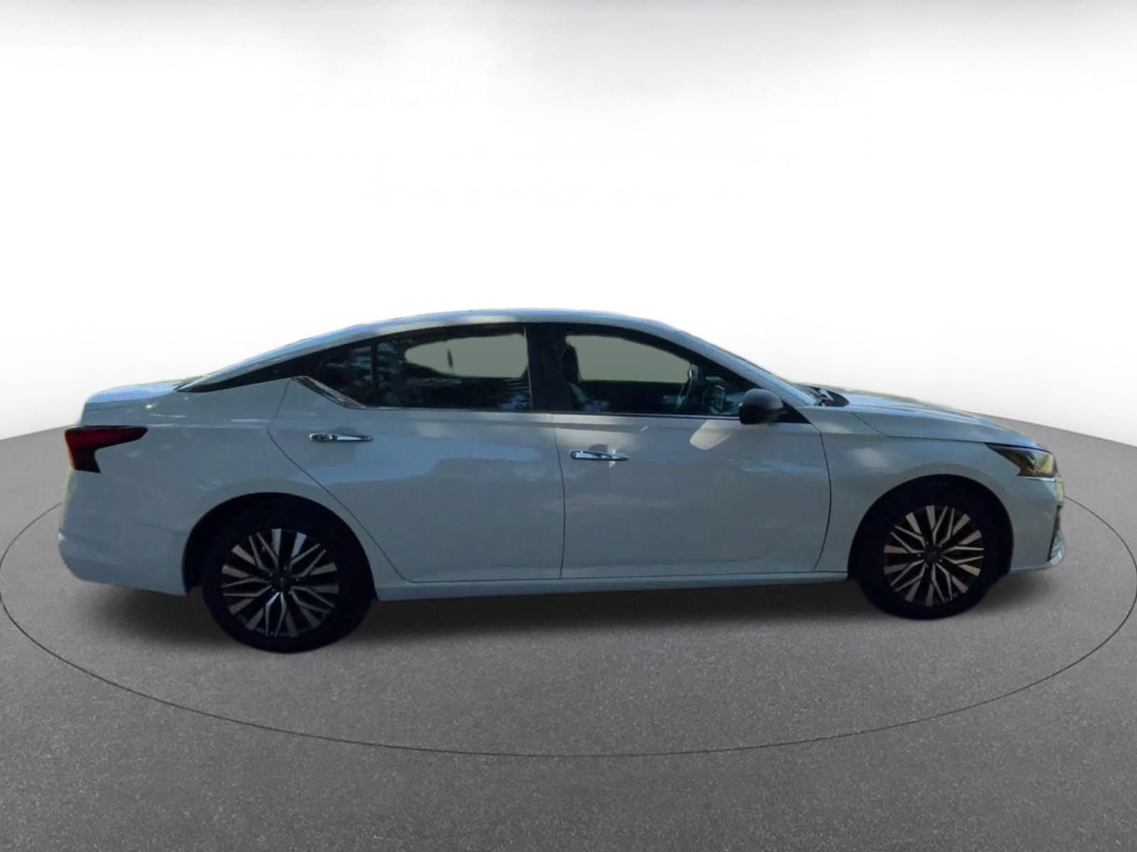 Thumbnail: 2025 Nissan Altima - 15