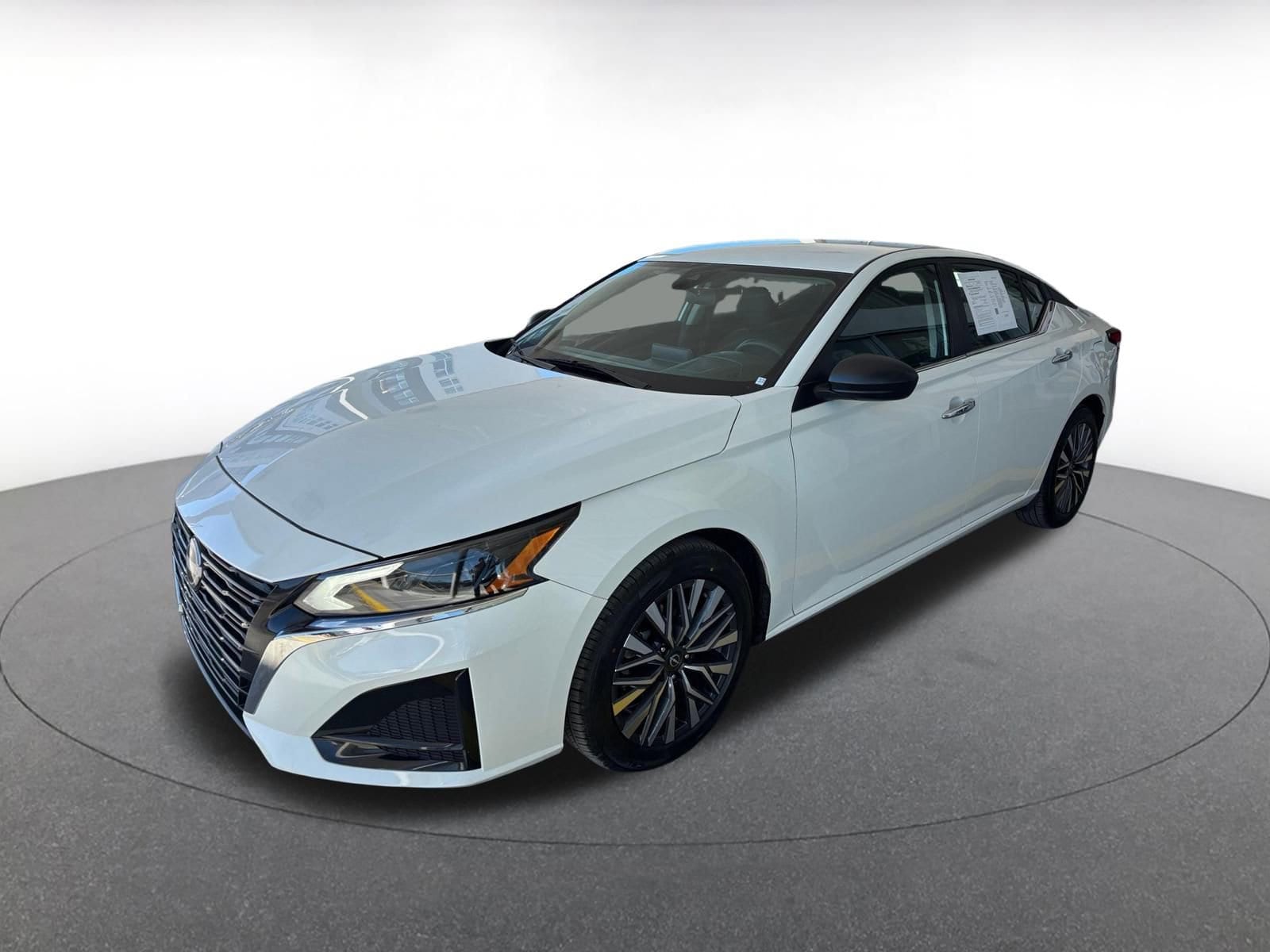 Thumbnail: 2025 Nissan Altima - 4