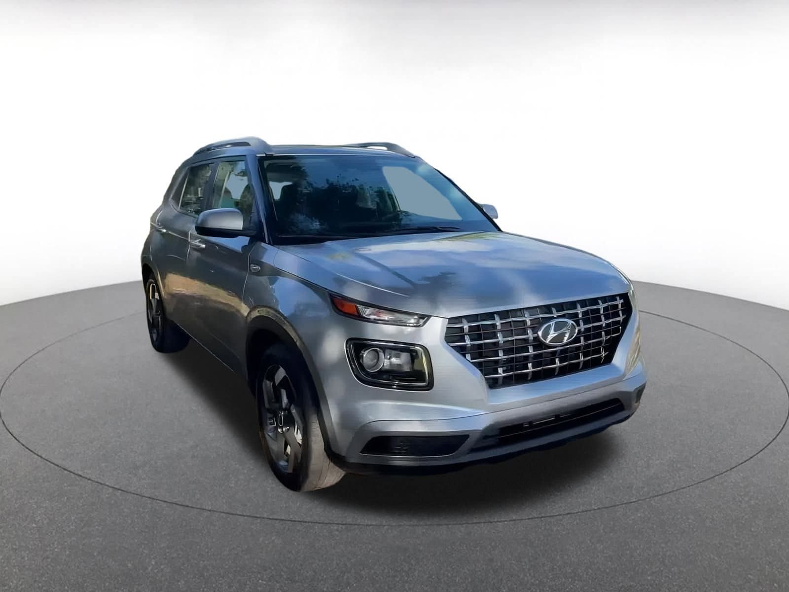 Thumbnail: 2025 Hyundai Venue - 2