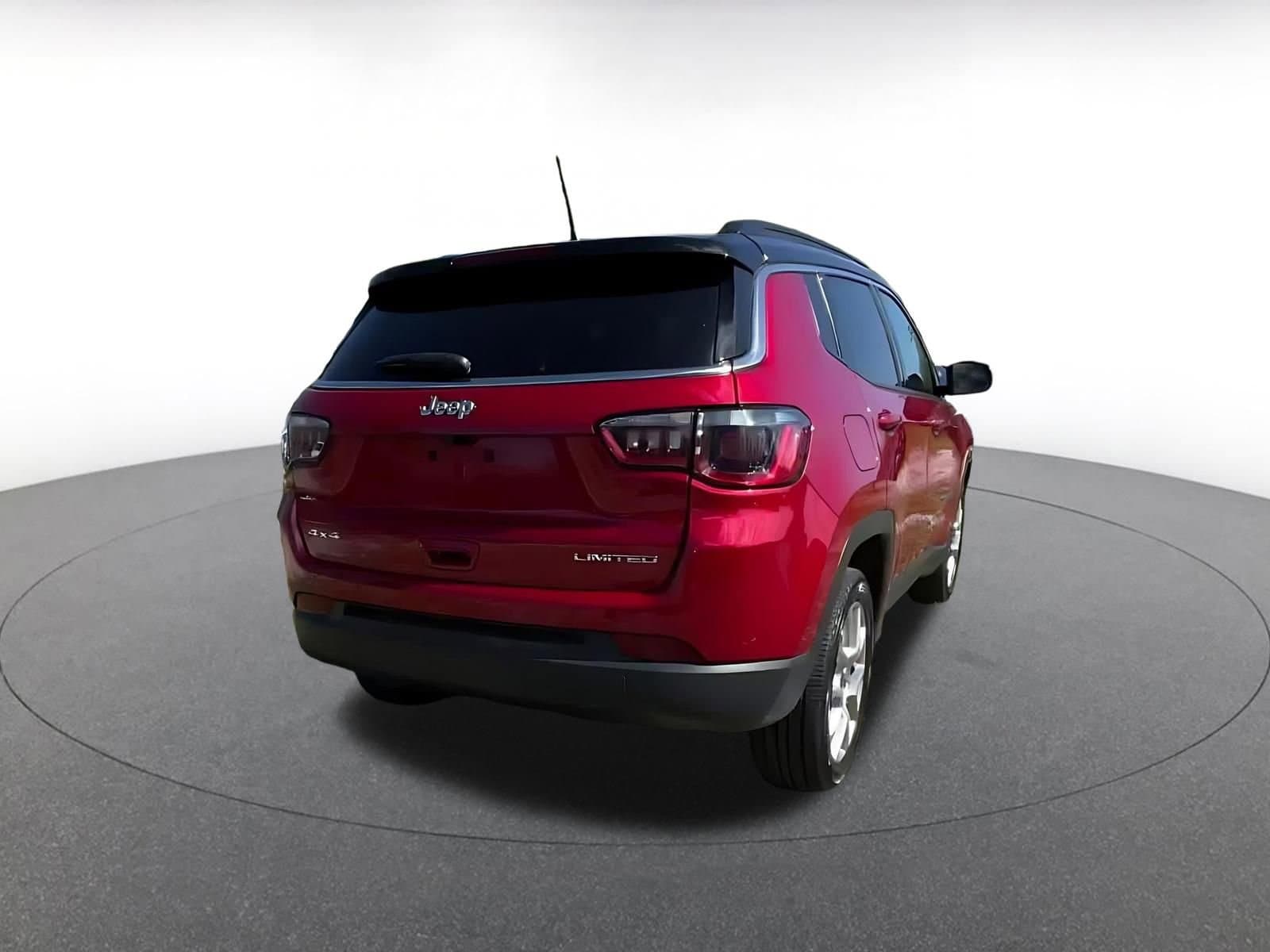 Thumbnail: 2025 Jeep Compass - 15