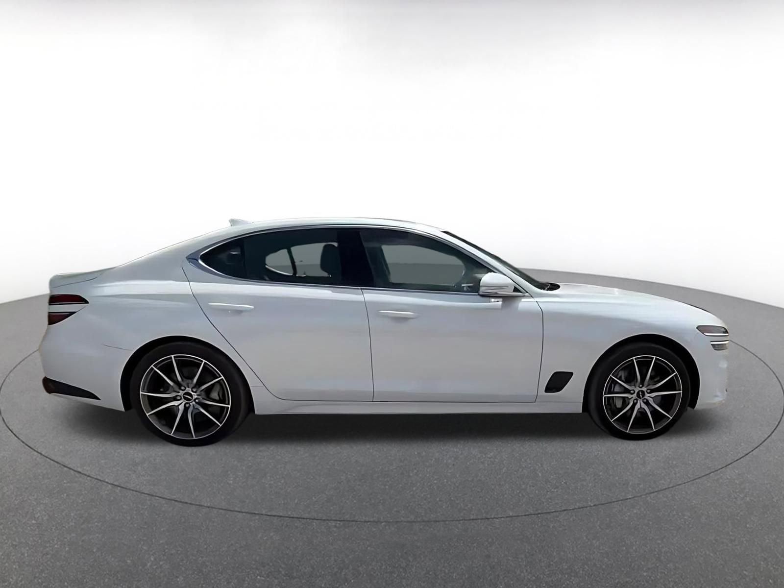 Thumbnail: 2025 Genesis G70 - 15
