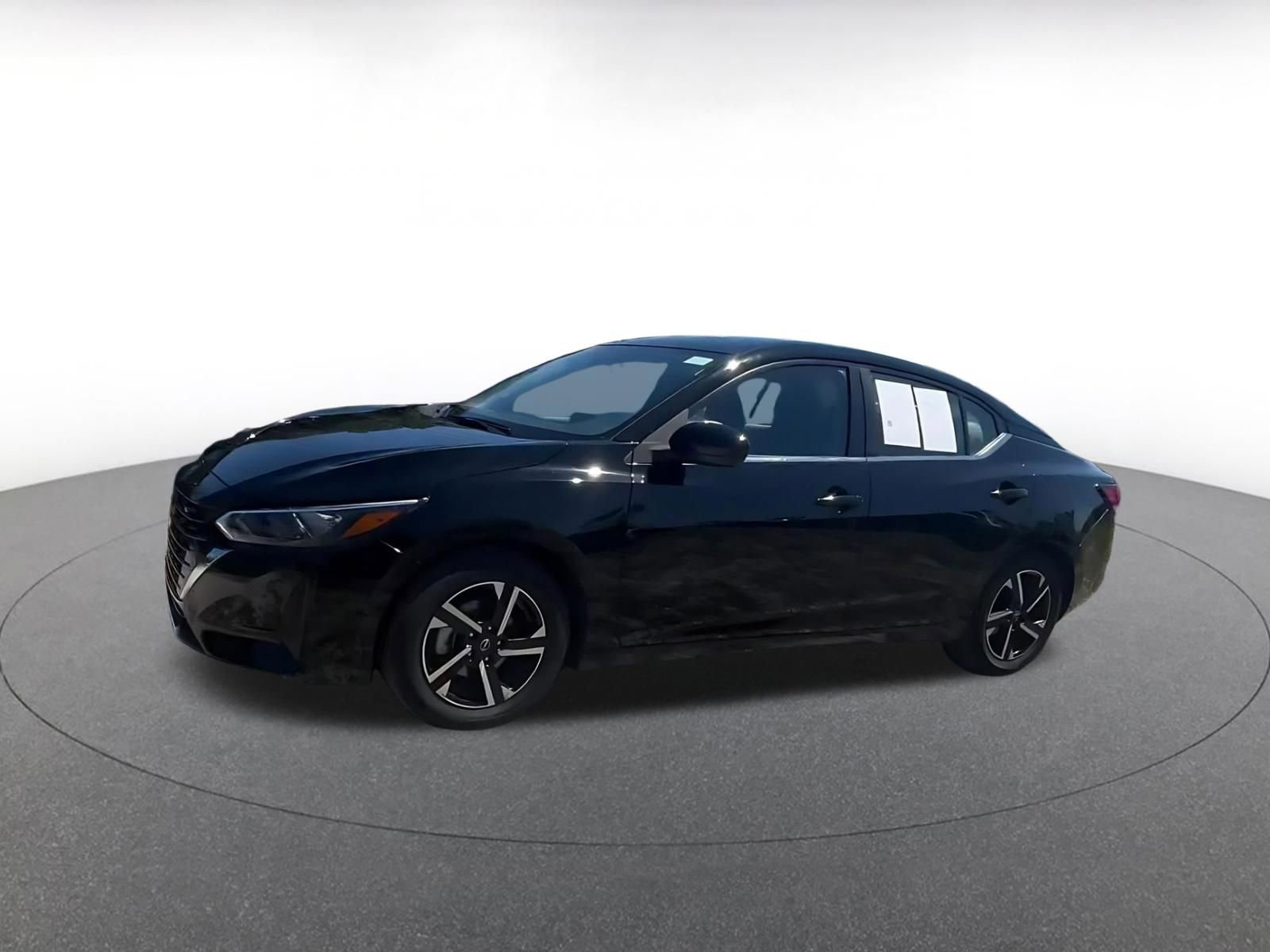 Thumbnail: 2025 Nissan Sentra - 8