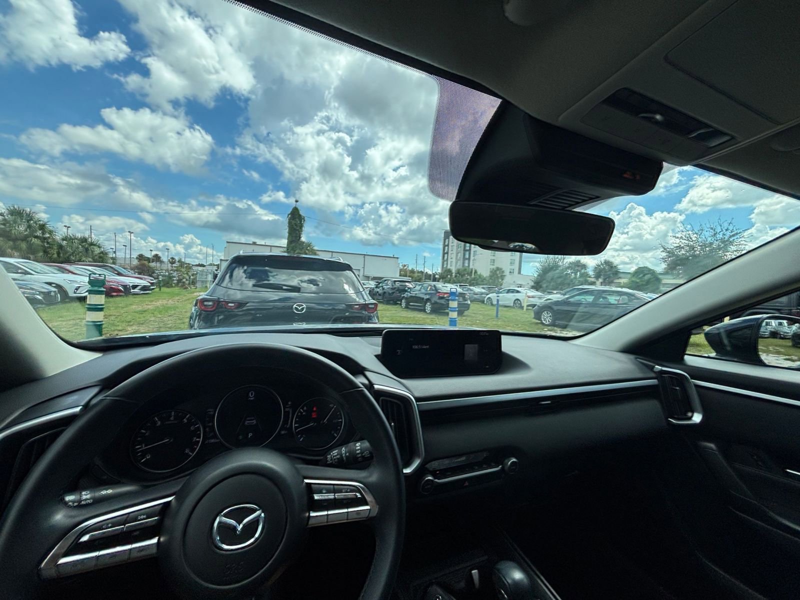 Thumbnail: 2025 Mazda CX-50 - 33