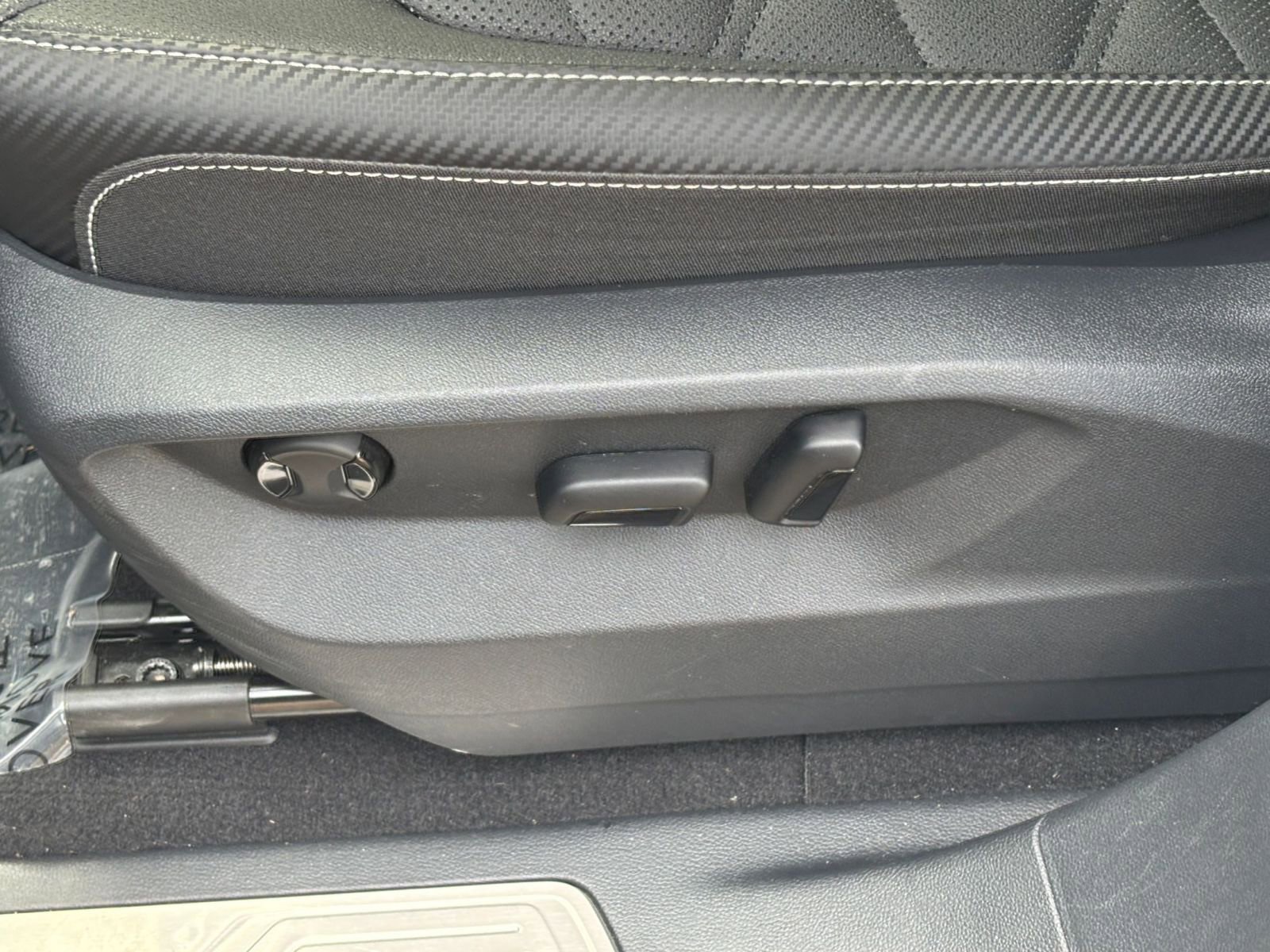 Thumbnail: 2025 Volkswagen Atlas - 24