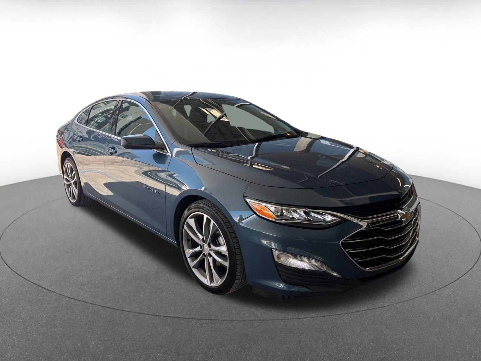 Thumbnail: 2024 Chevrolet Malibu - 1