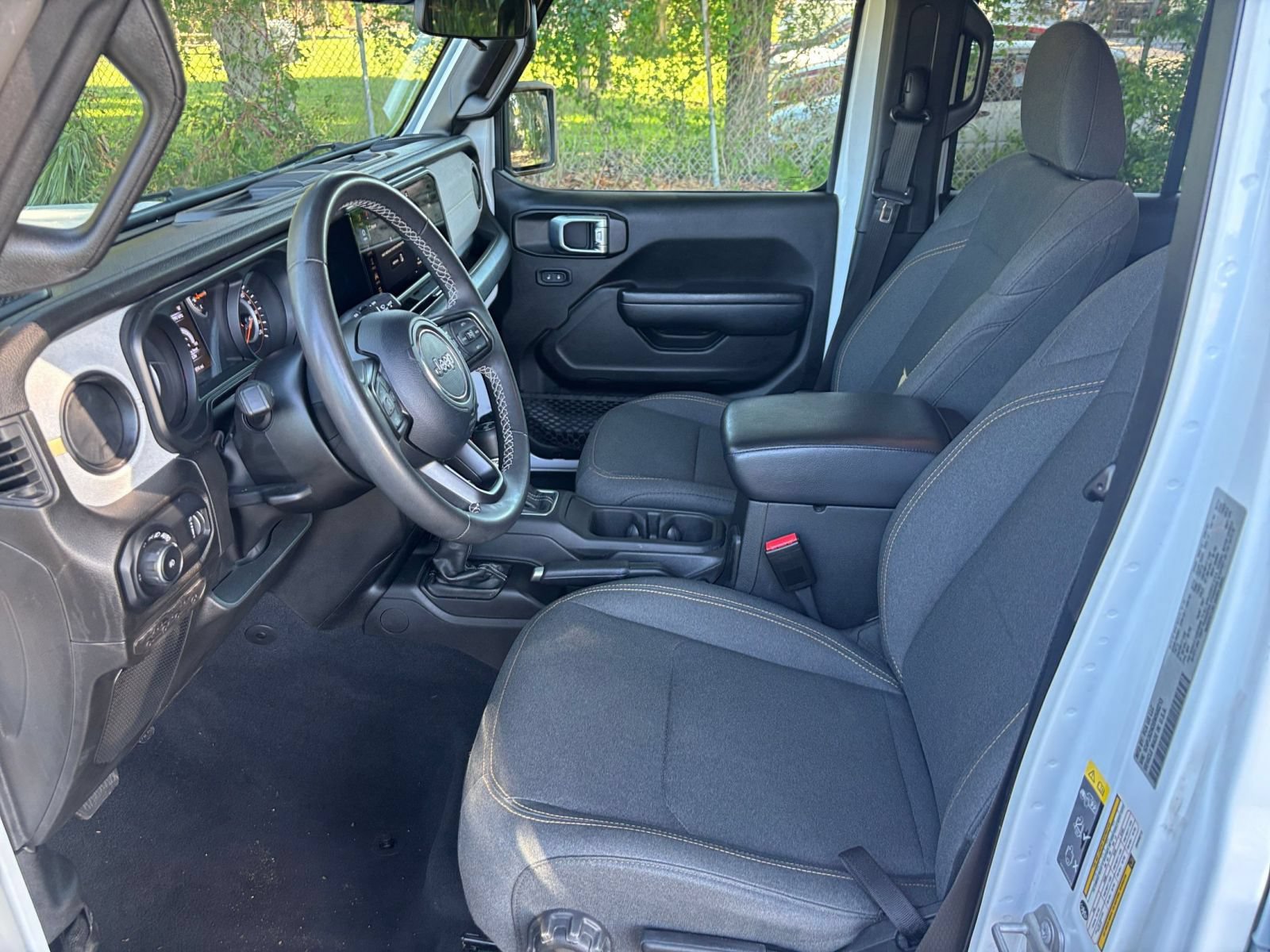 Thumbnail: 2025 Jeep Wrangler - 24