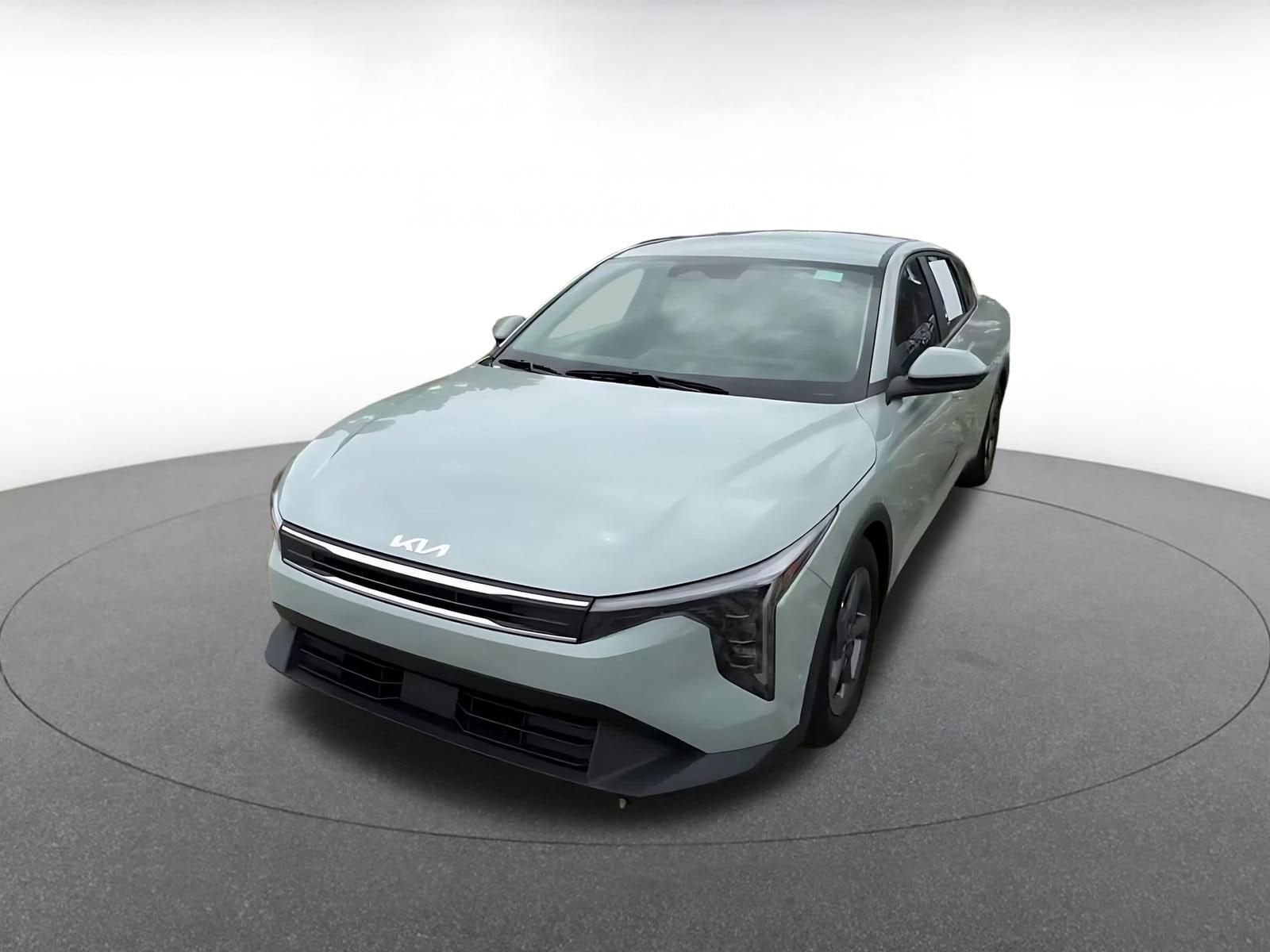 Thumbnail: 2025 Kia K4 - 7