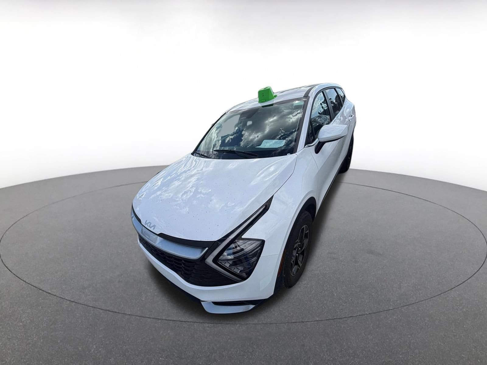 Thumbnail: 2025 Kia Sportage - 4