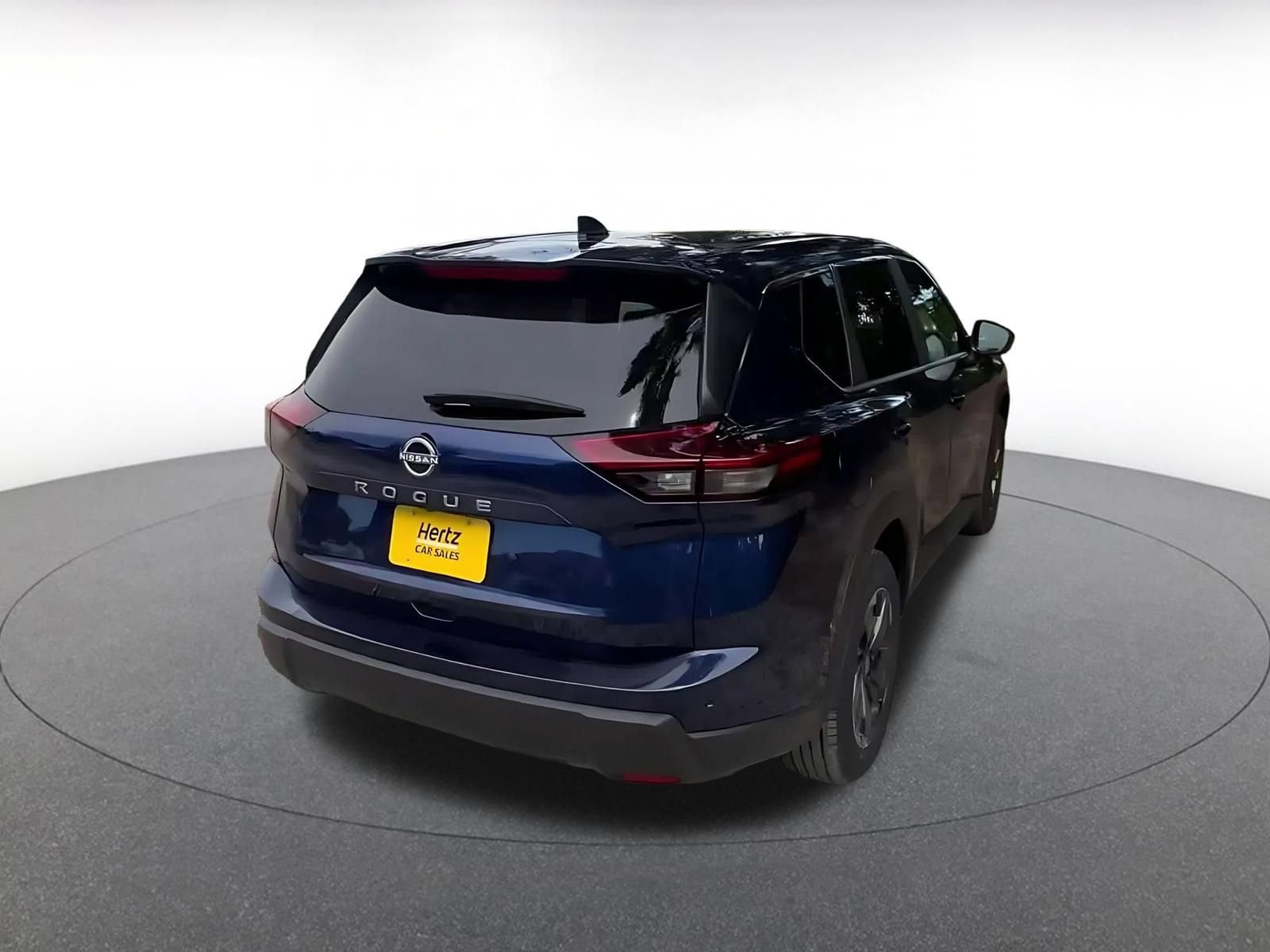 Thumbnail: 2025 Nissan Rogue - 15