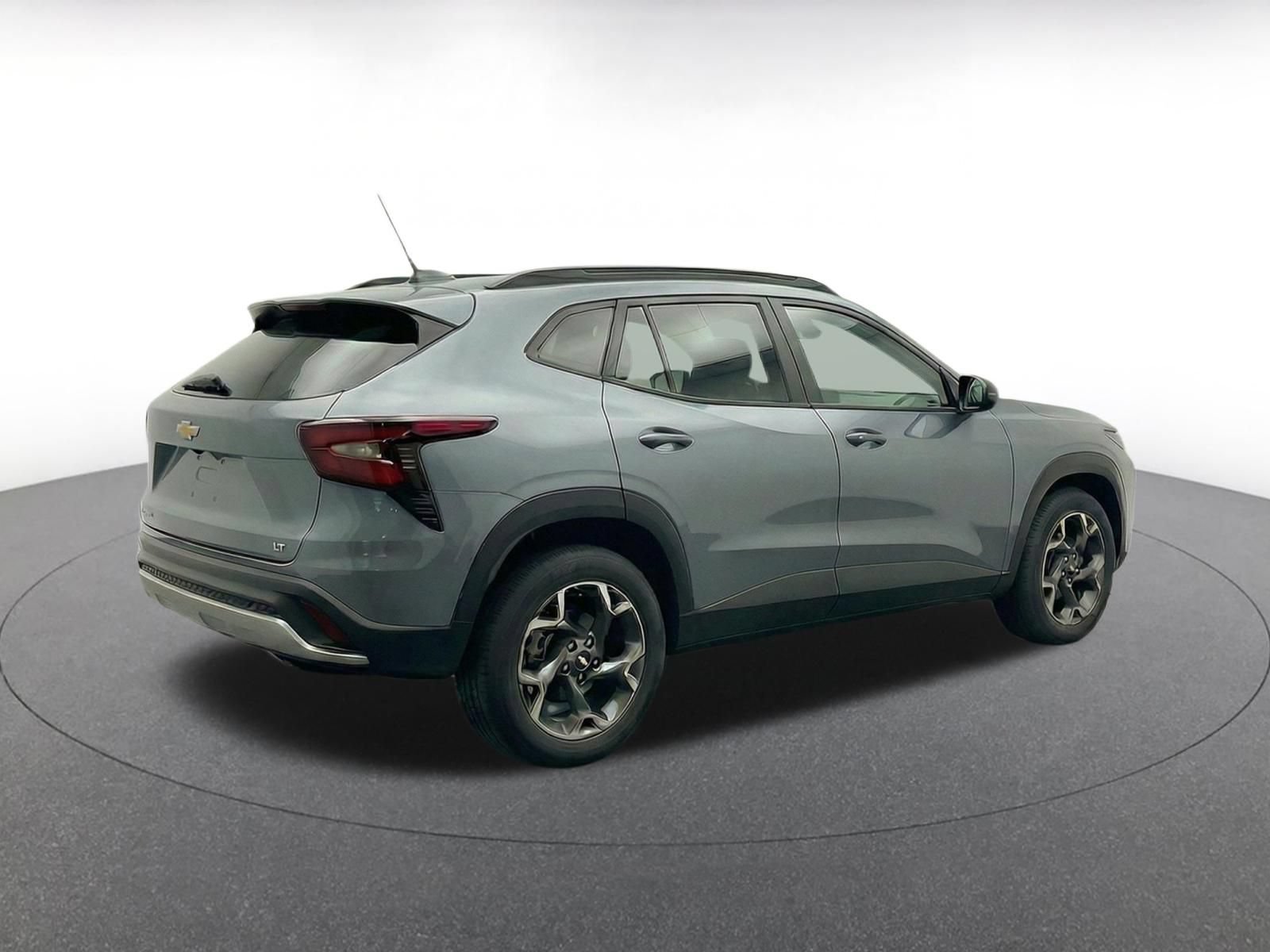Thumbnail: 2025 Chevrolet Trax - 11