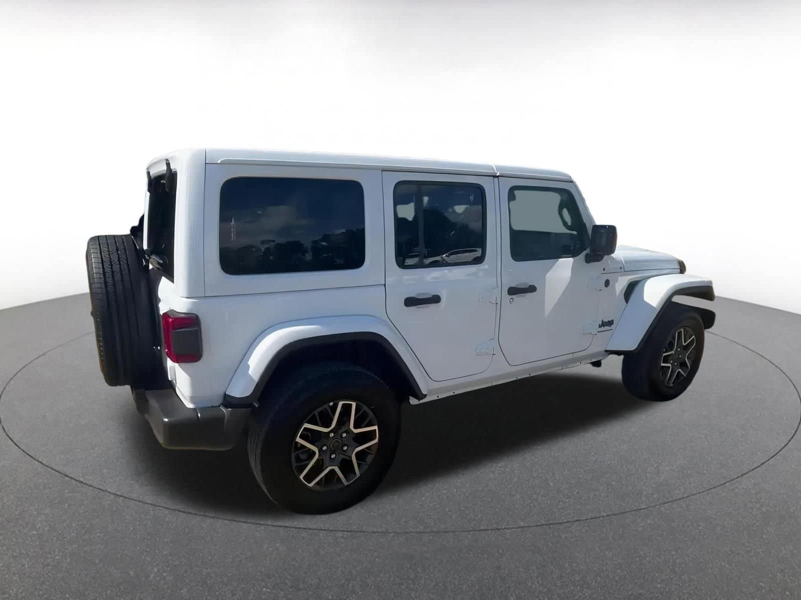Thumbnail: 2025 Jeep Wrangler - 15