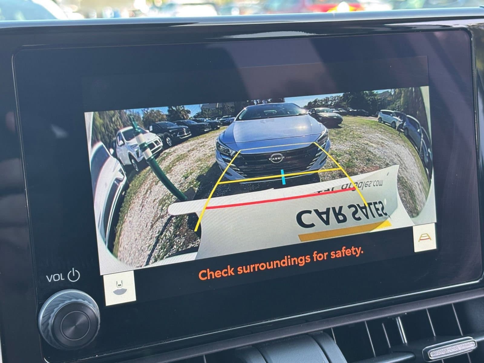 Thumbnail: 2025 Toyota RAV4 - 25