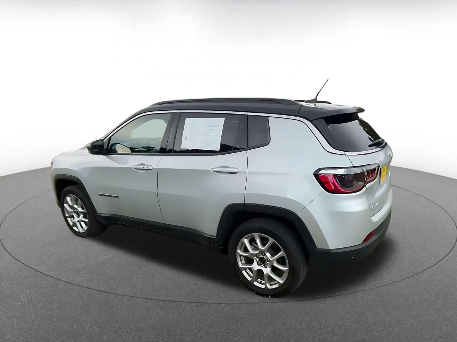 Thumbnail: 2025 Jeep Compass - 8