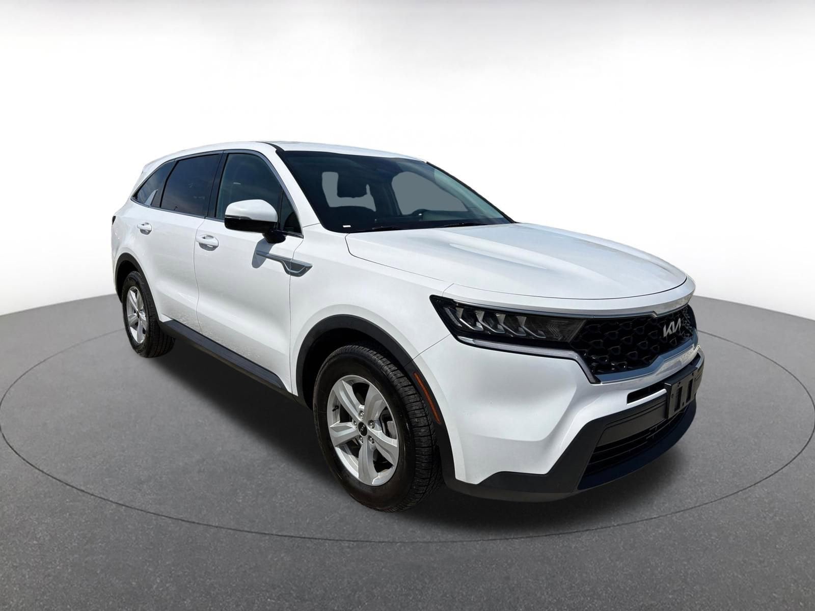 Thumbnail: 2023 Kia Sorento - 1