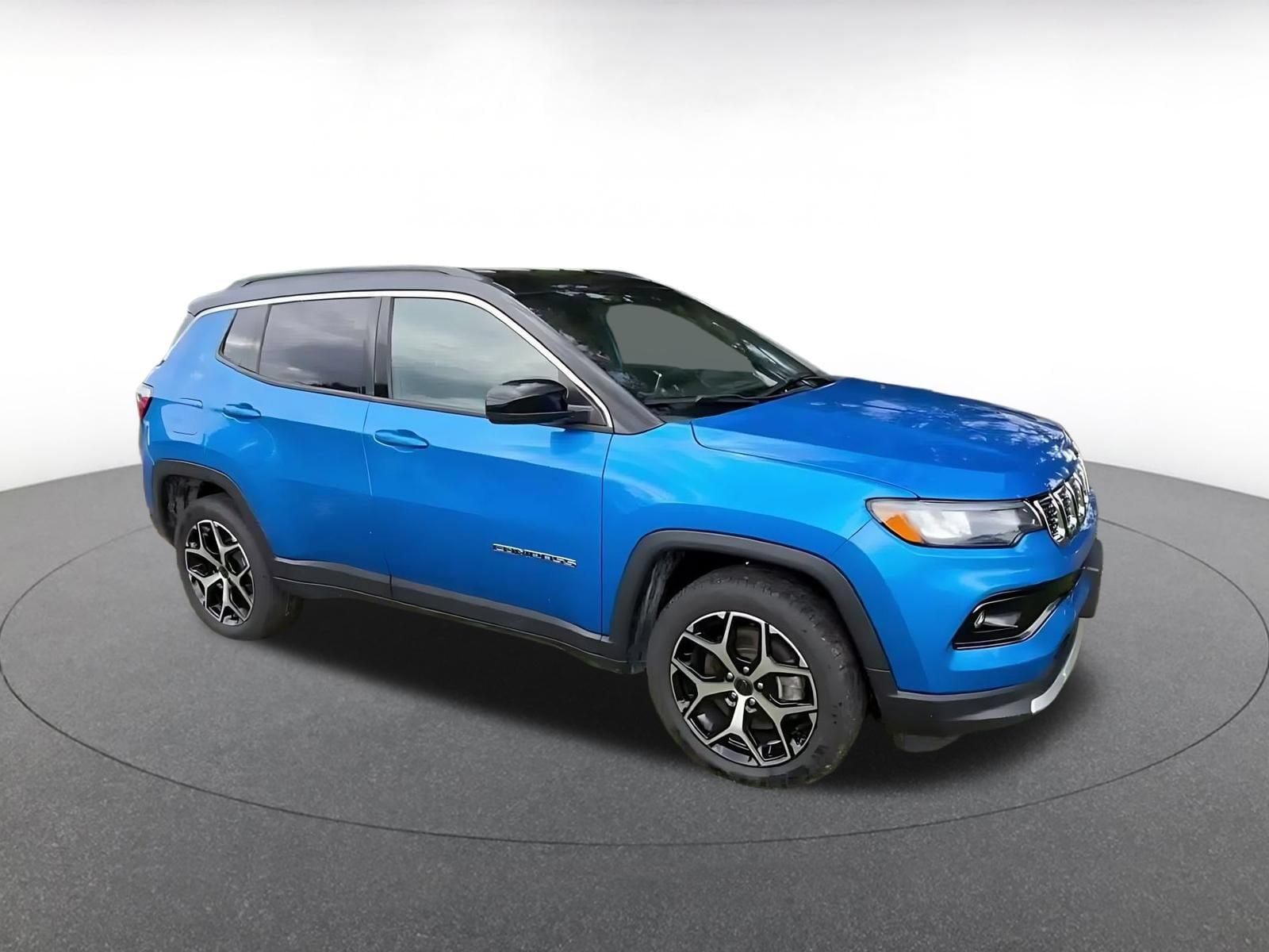 Thumbnail: 2025 Jeep Compass - 2