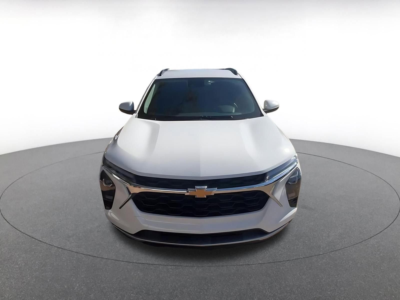 Thumbnail: 2025 Chevrolet Trax - 4