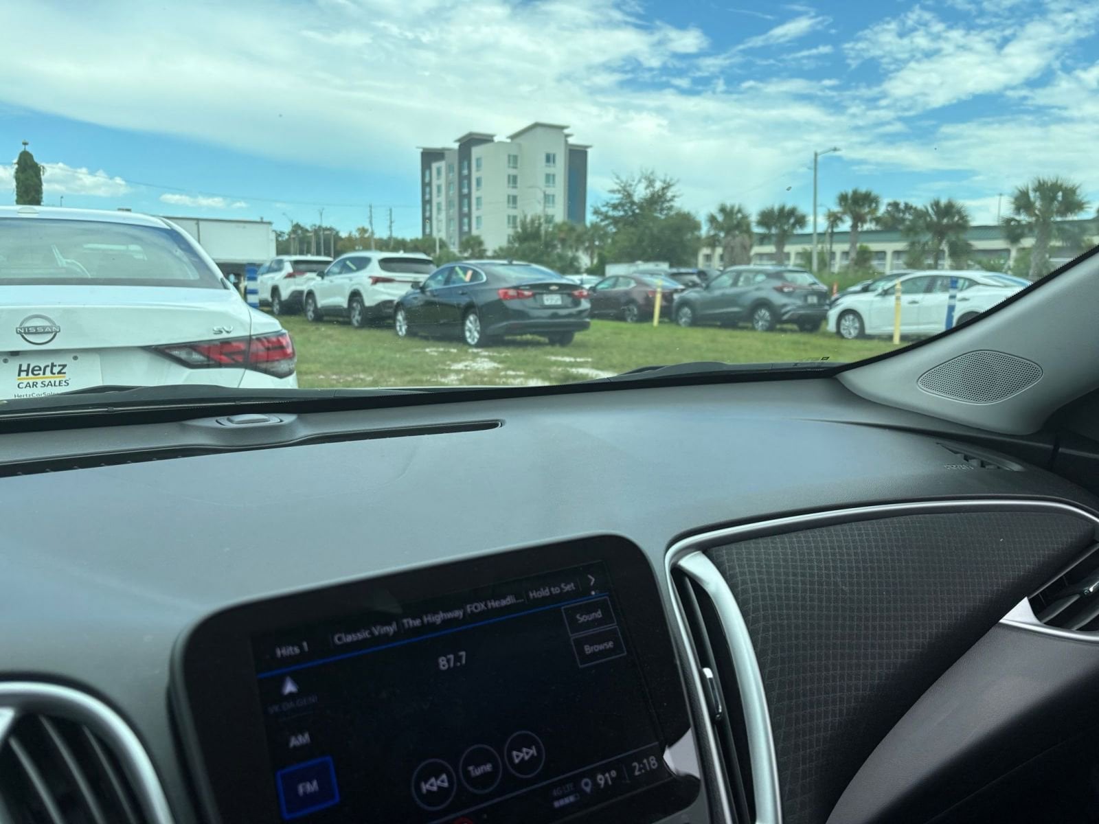 Thumbnail: 2024 Chevrolet Malibu - 35