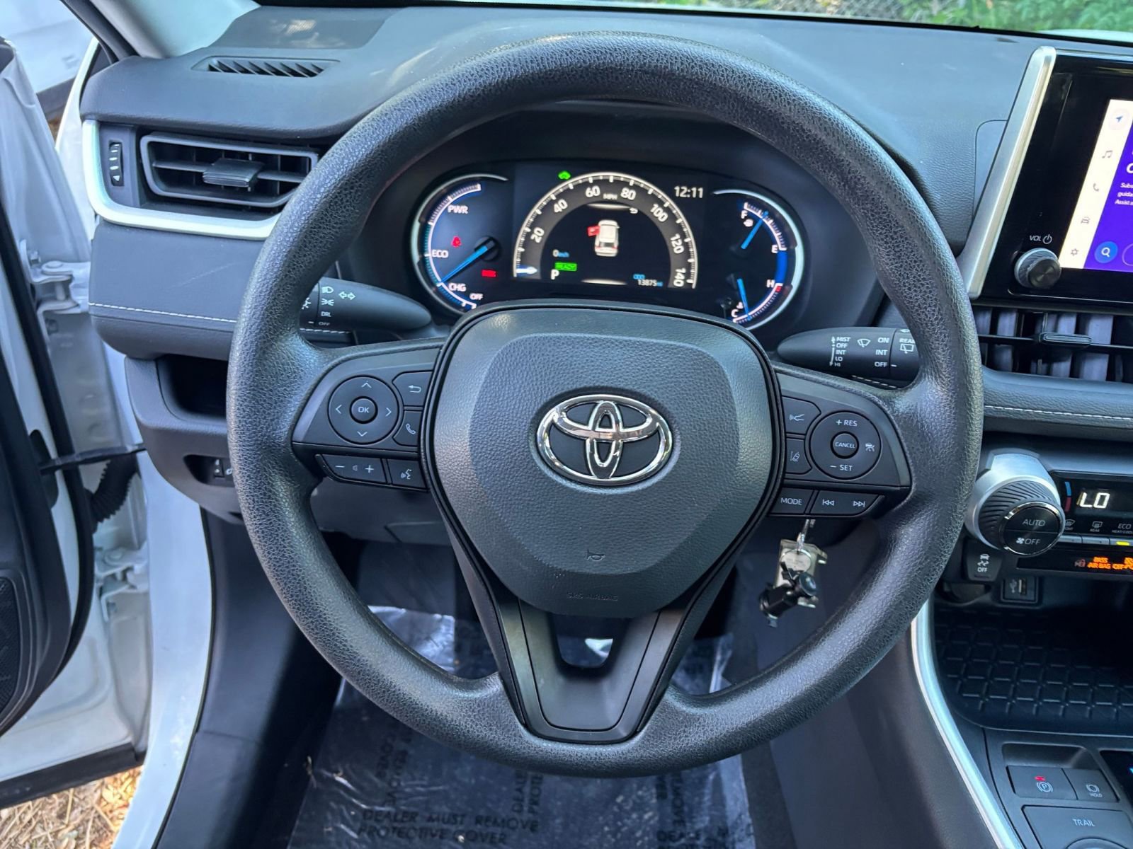 Thumbnail: 2025 Toyota RAV4 - 28