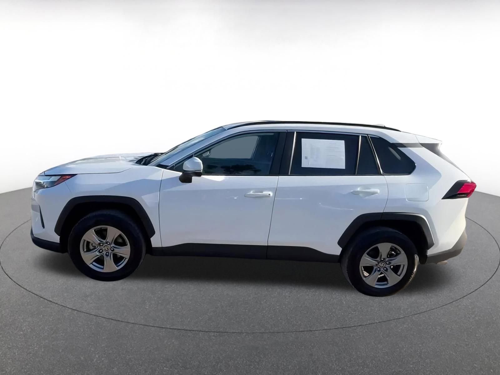 Thumbnail: 2025 Toyota RAV4 - 9