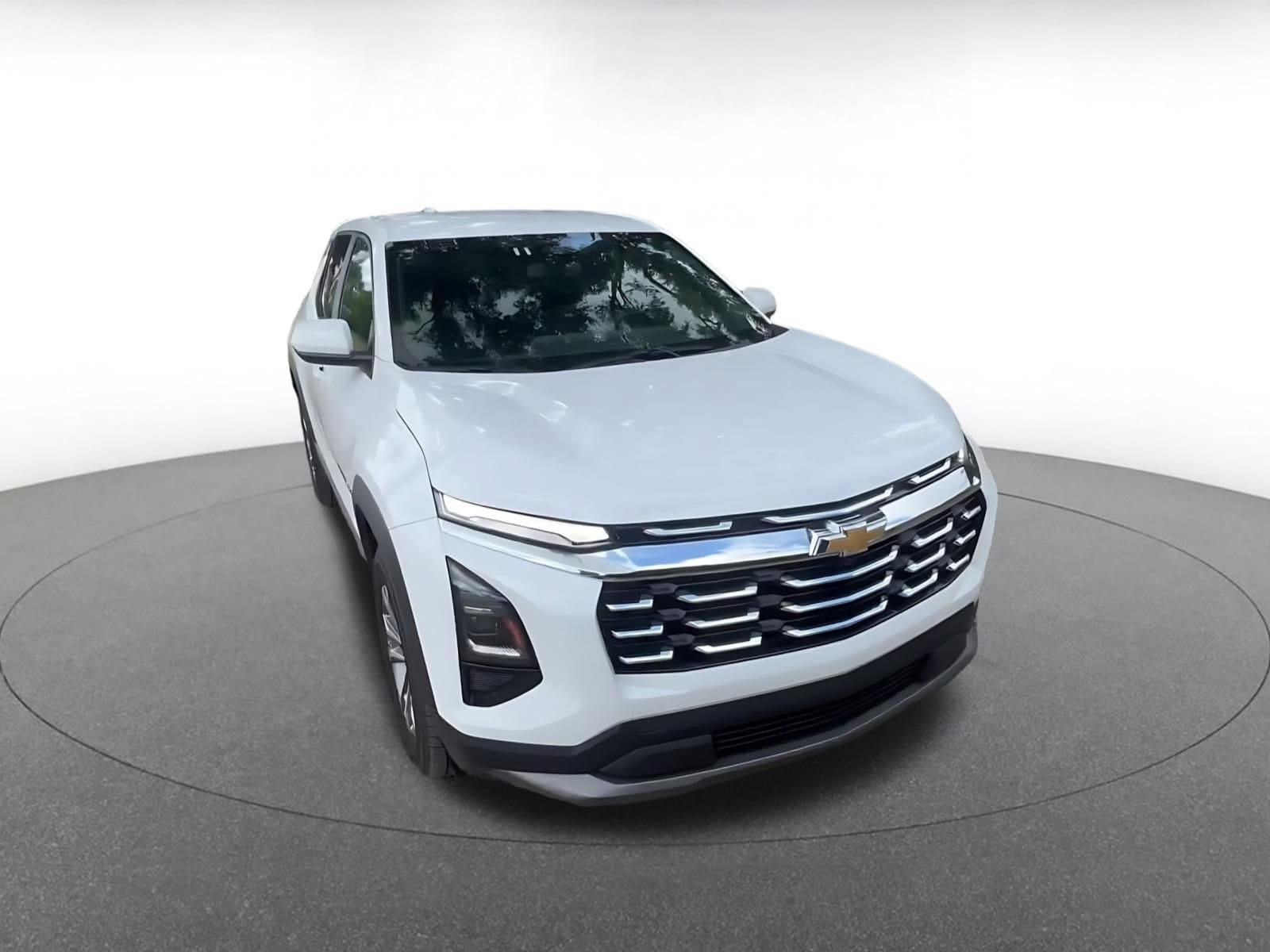 Thumbnail: 2025 Chevrolet Equinox - 3