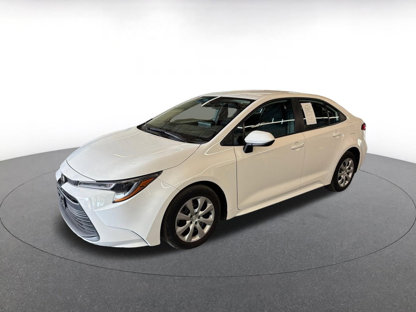 Thumbnail: 2025 Toyota Corolla - 4