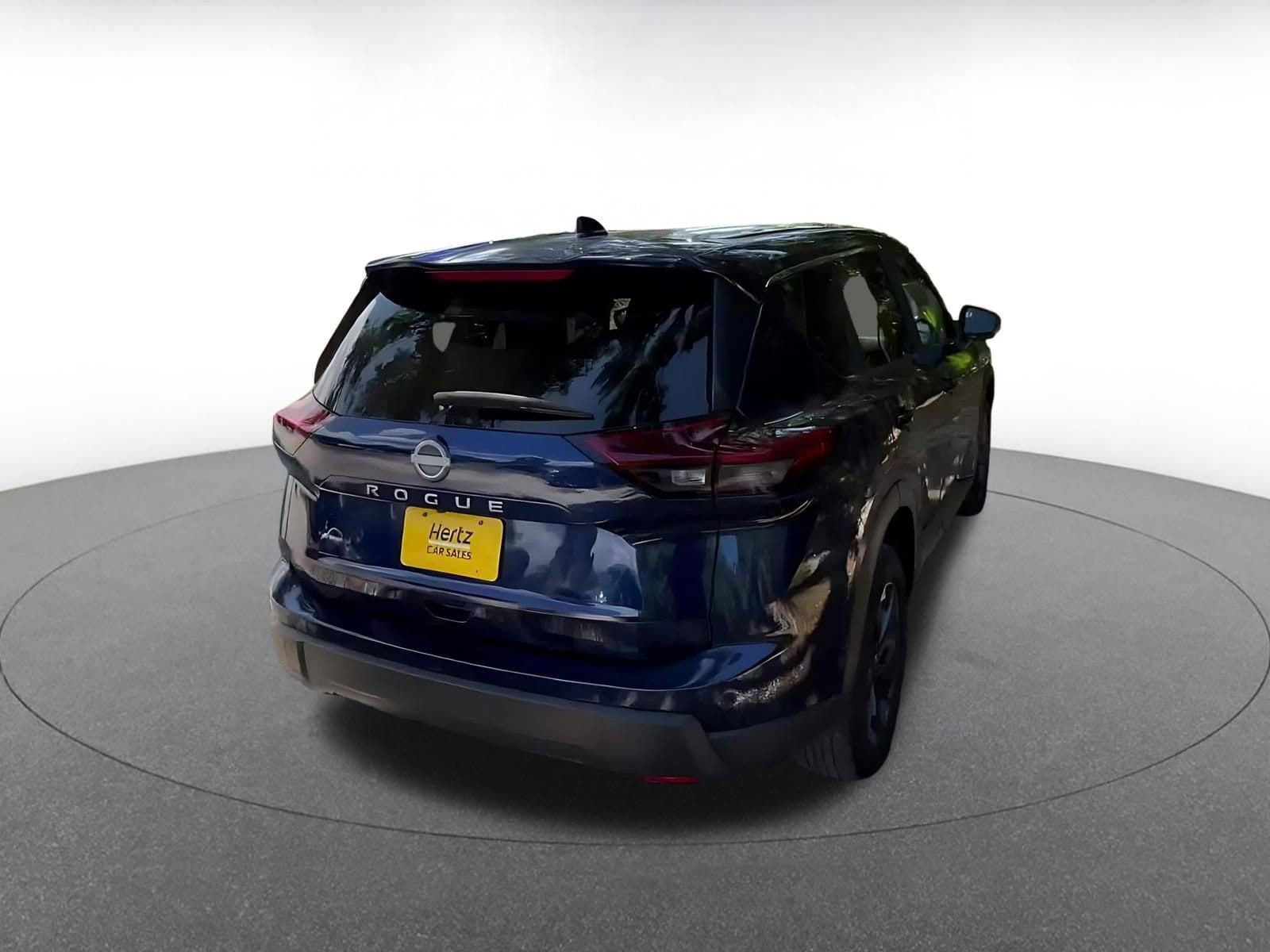 Thumbnail: 2025 Nissan Rogue - 14