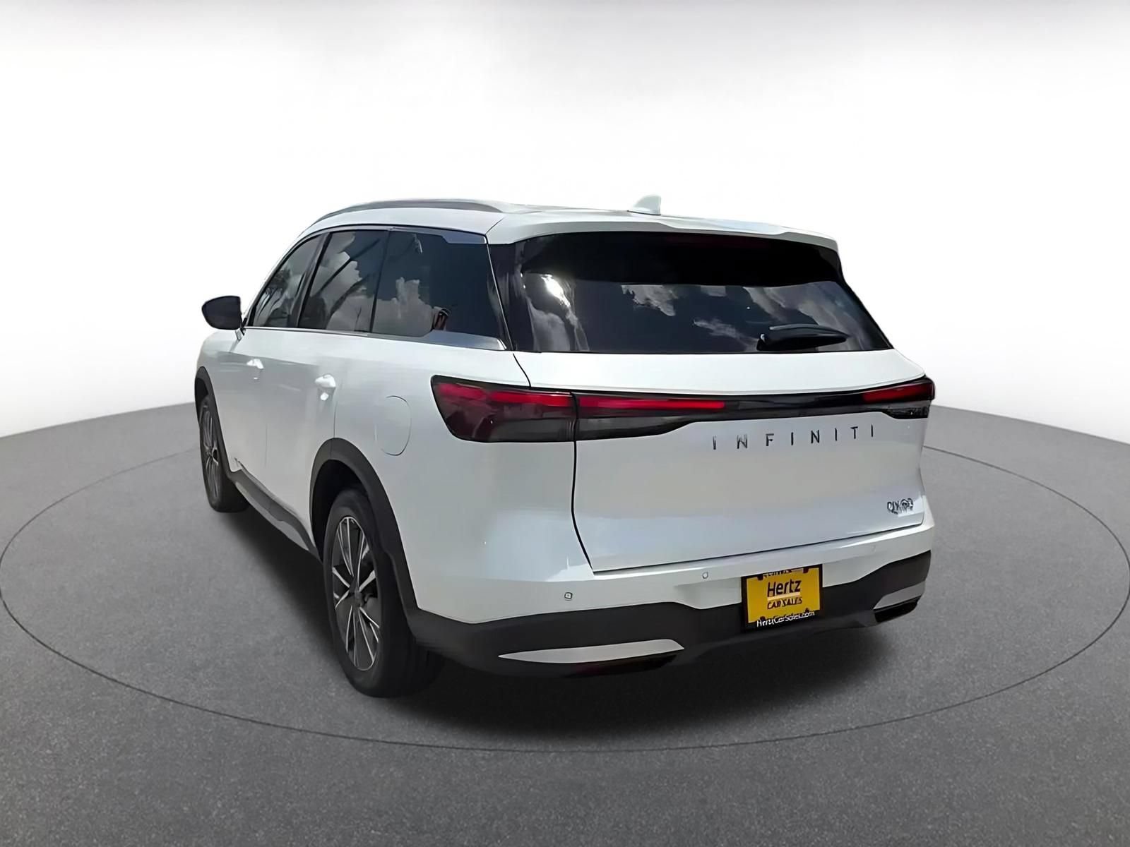 Thumbnail: 2026 INFINITI QX60 - 11