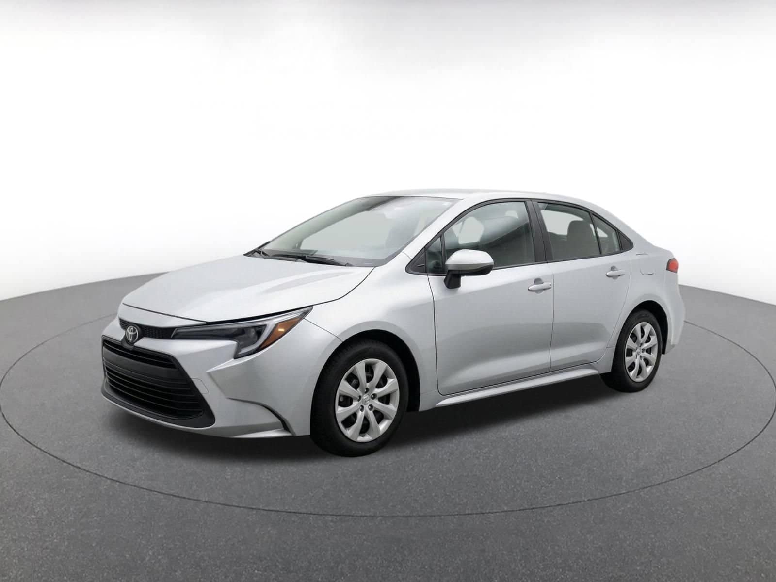 Thumbnail: 2025 Toyota Corolla - 3