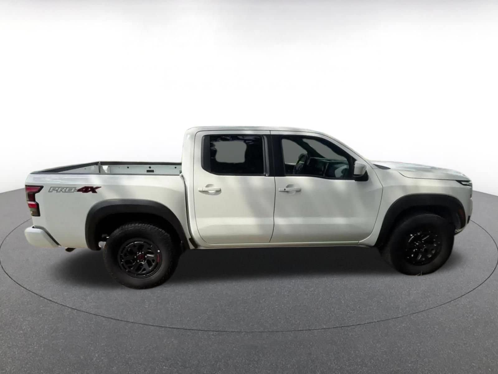Thumbnail: 2026 Nissan Frontier - 16