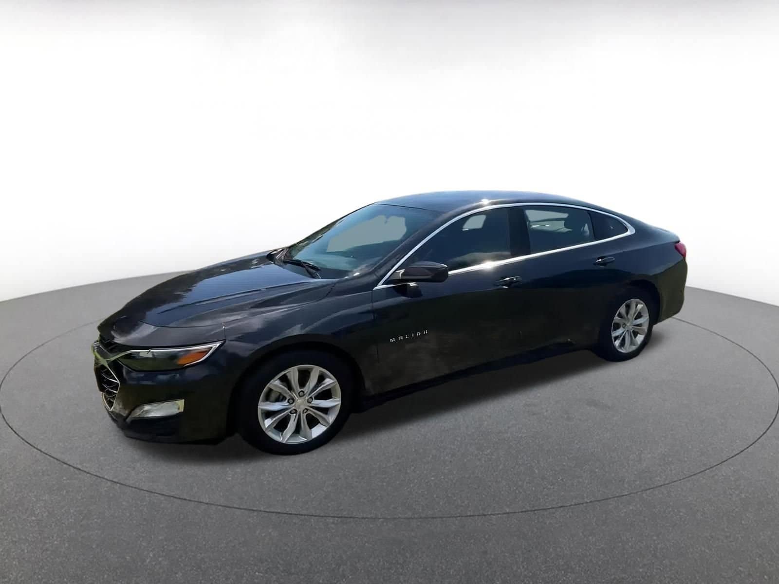 Thumbnail: 2023 Chevrolet Malibu - 8