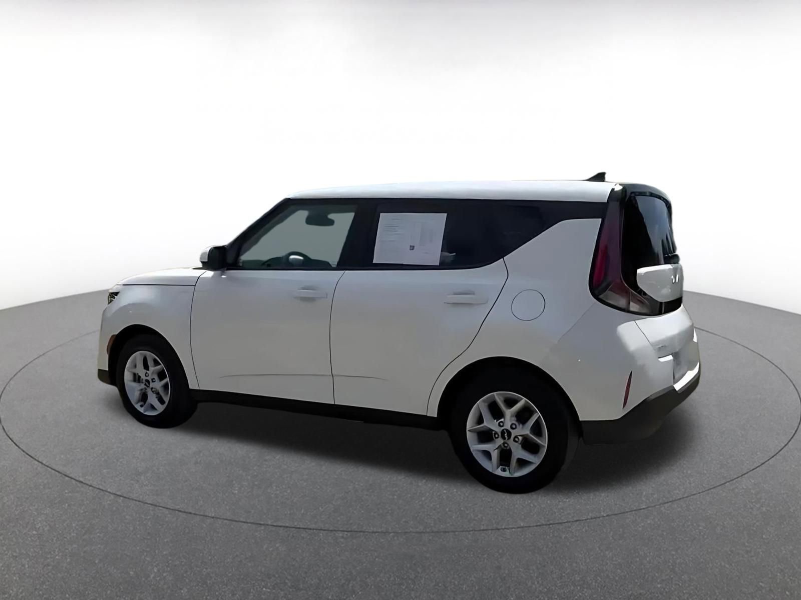Thumbnail: 2025 Kia Soul - 11