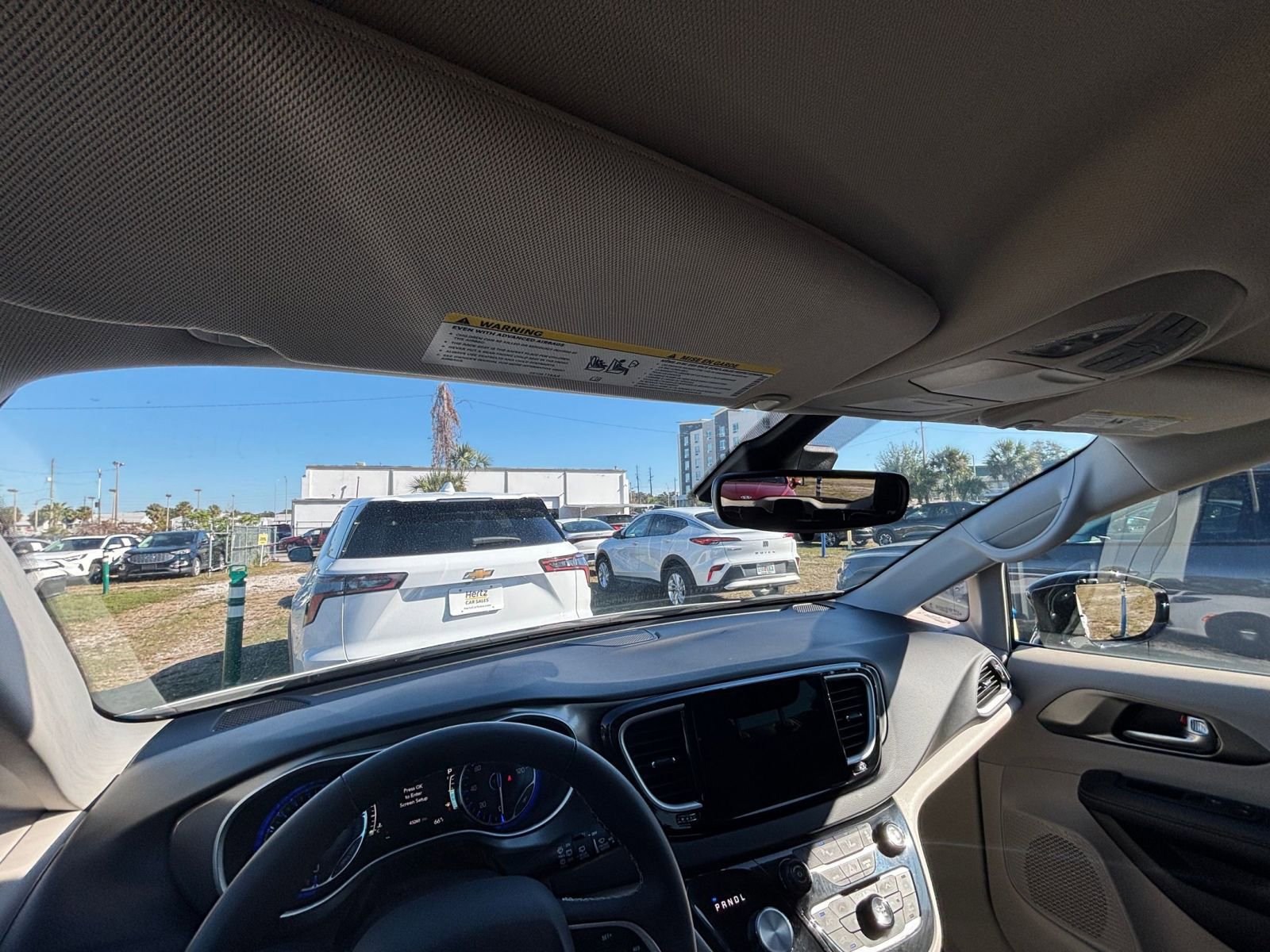 Thumbnail: 2024 Chrysler Pacifica - 35