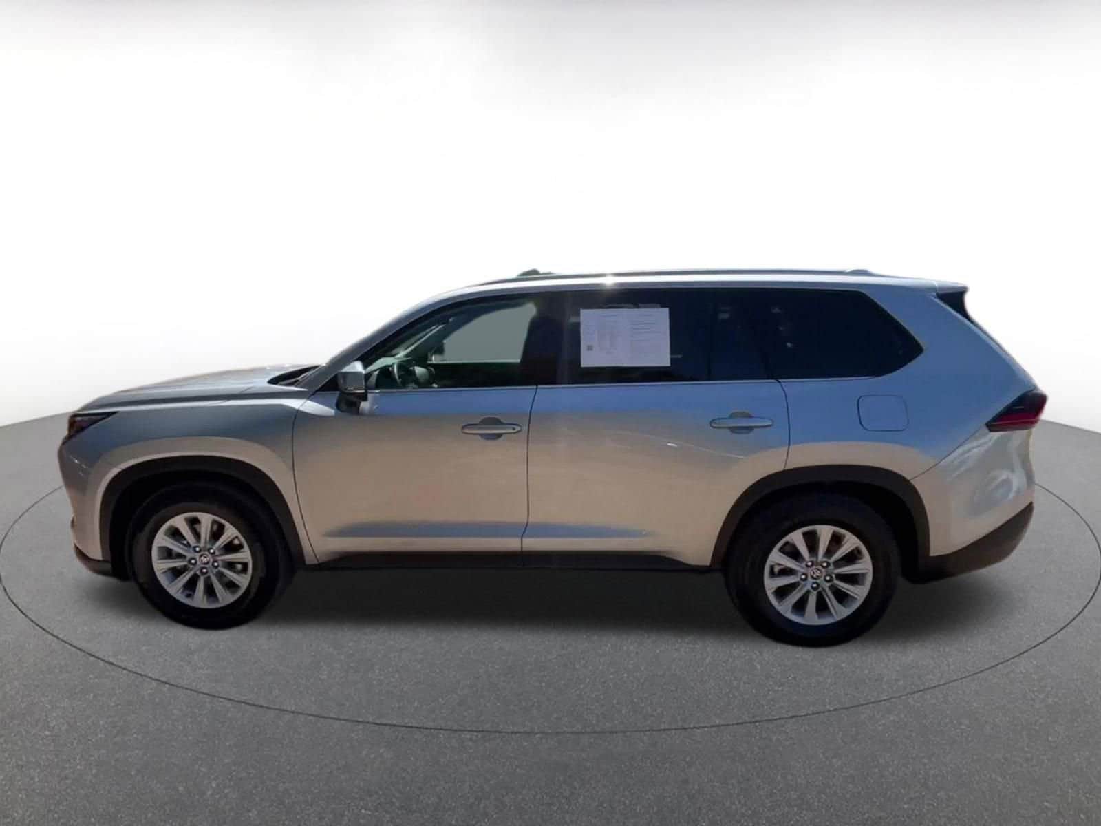 Thumbnail: 2025 Toyota Grand Highlander - 9
