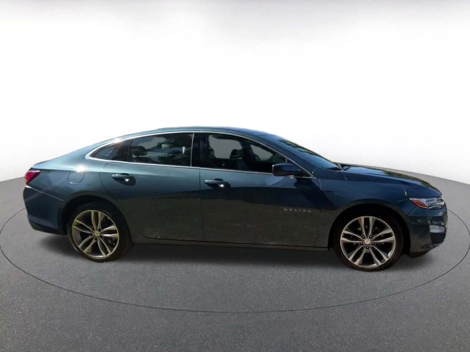 Thumbnail: 2024 Chevrolet Malibu - 16