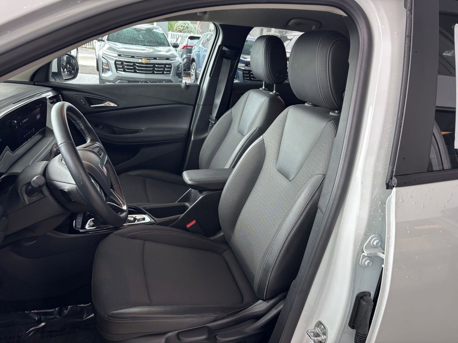 Thumbnail: 2025 Buick Encore GX - 35