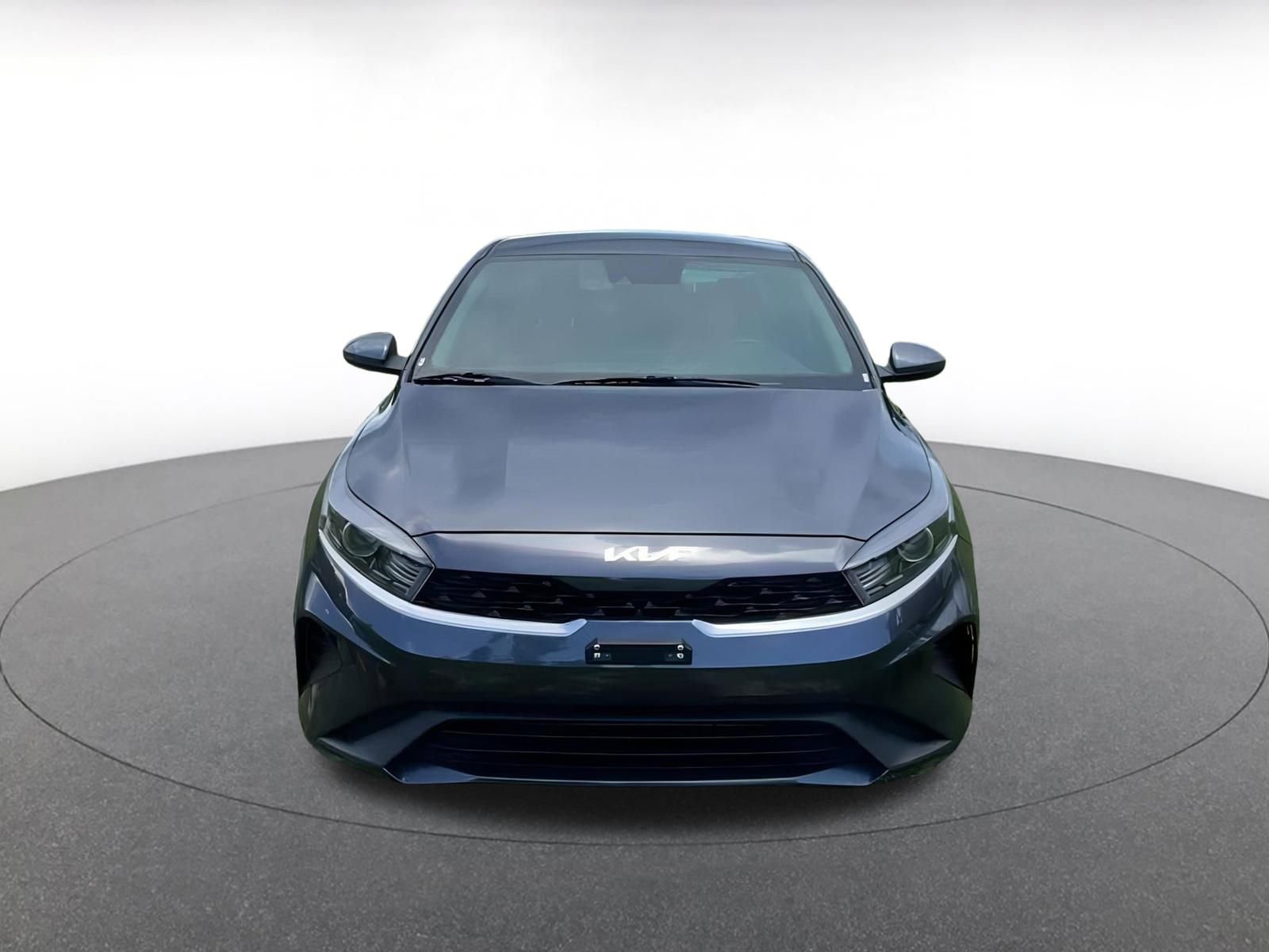 Thumbnail: 2024 Kia Forte - 4