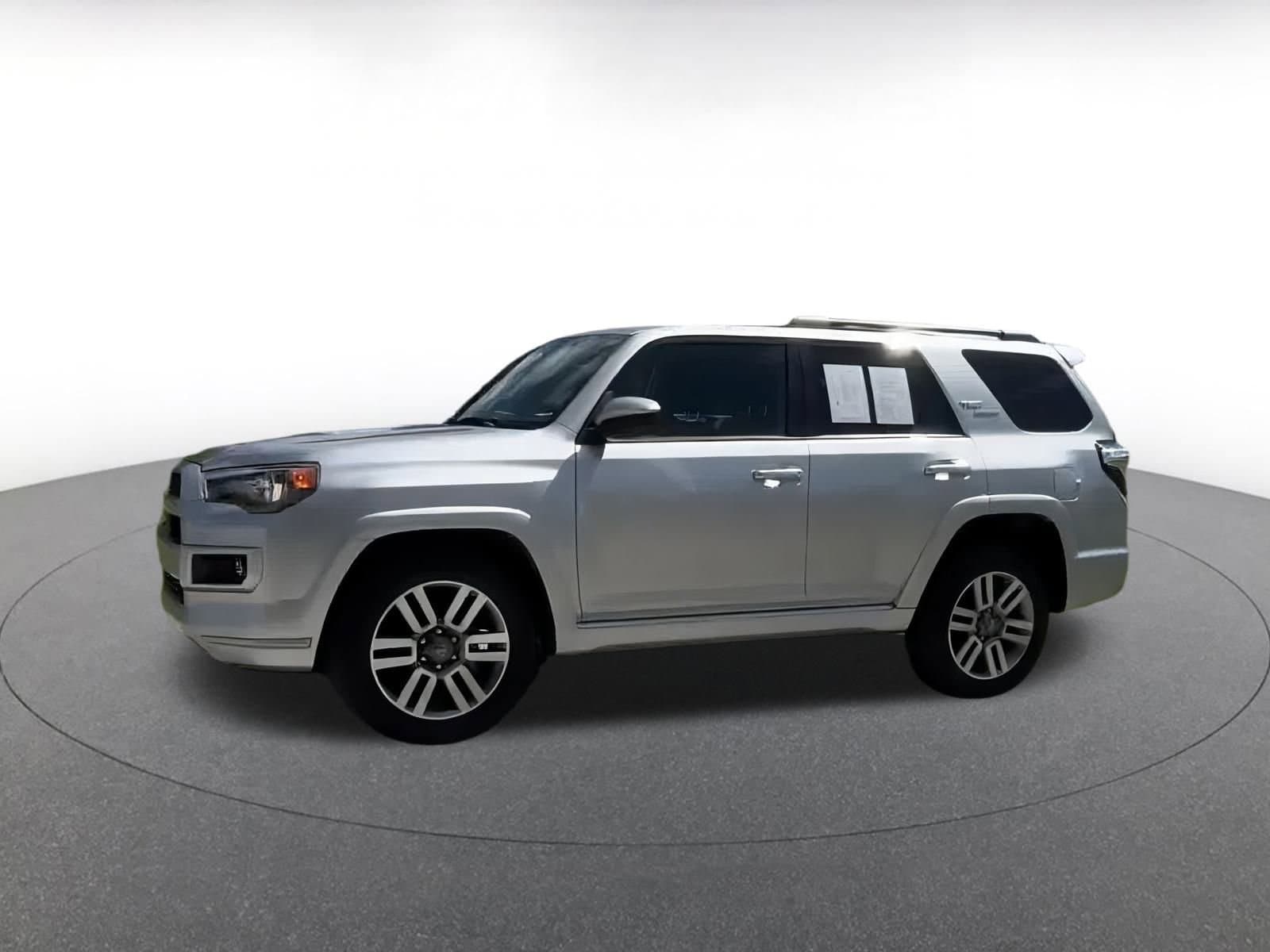 Thumbnail: 2024 Toyota 4Runner - 6