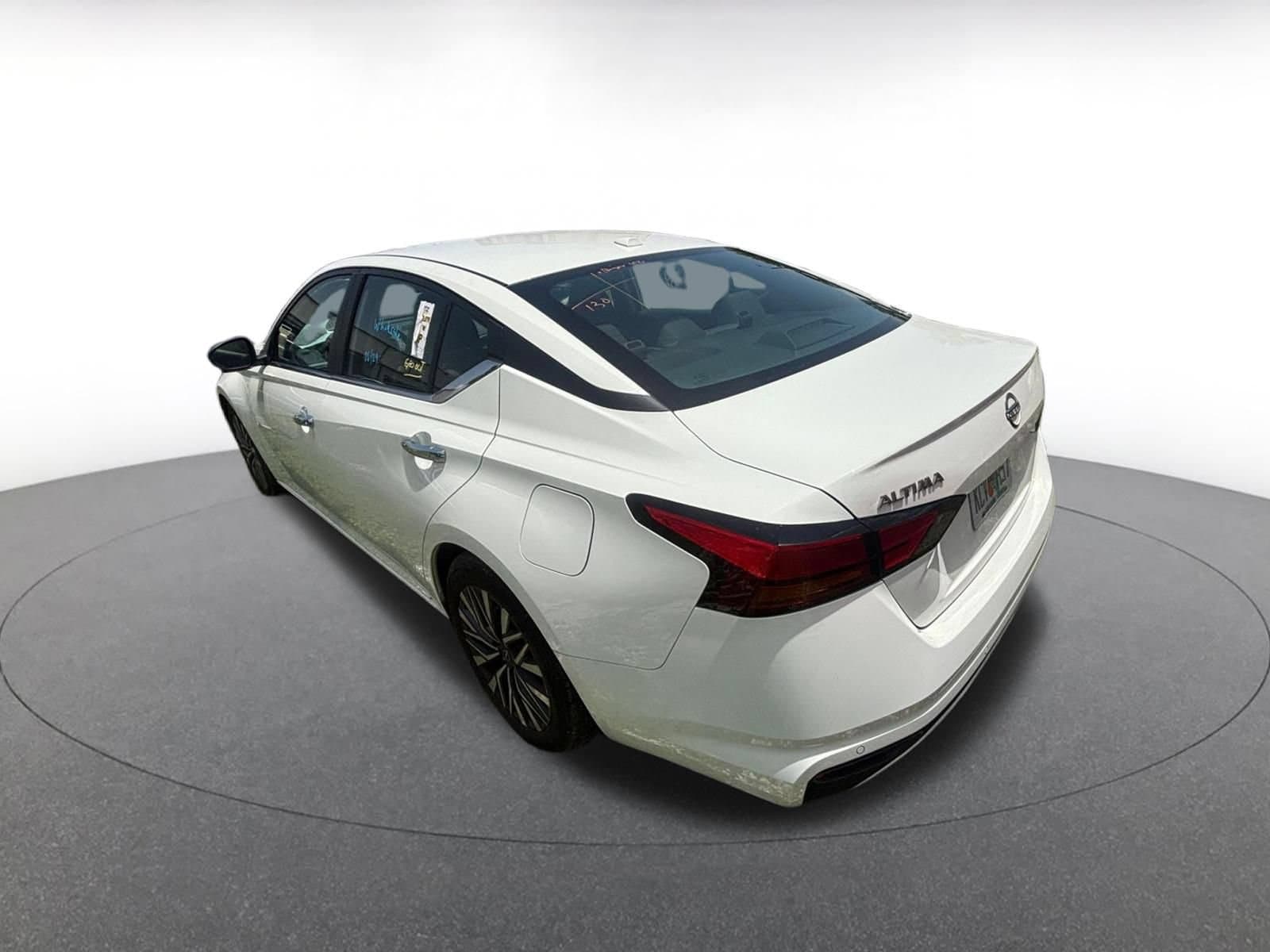 Thumbnail: 2025 Nissan Altima - 14
