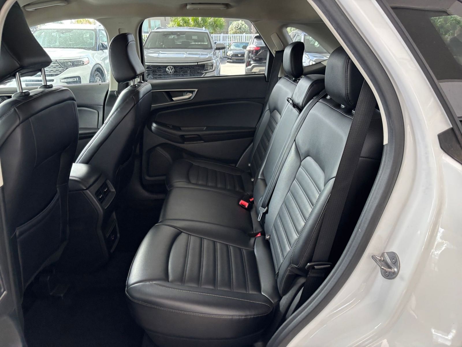 Thumbnail: 2022 Ford Edge - 24