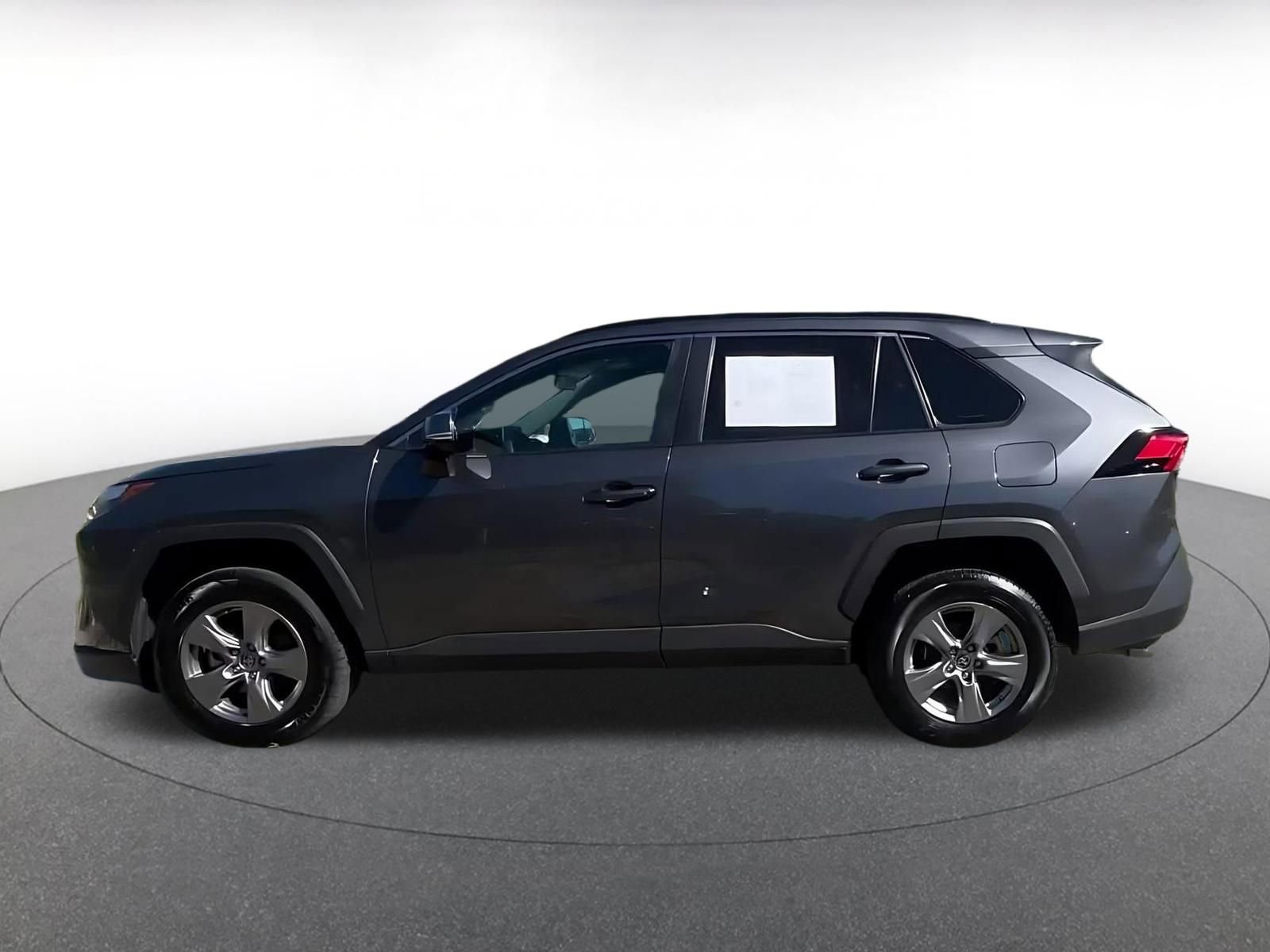 Thumbnail: 2025 Toyota RAV4 - 9