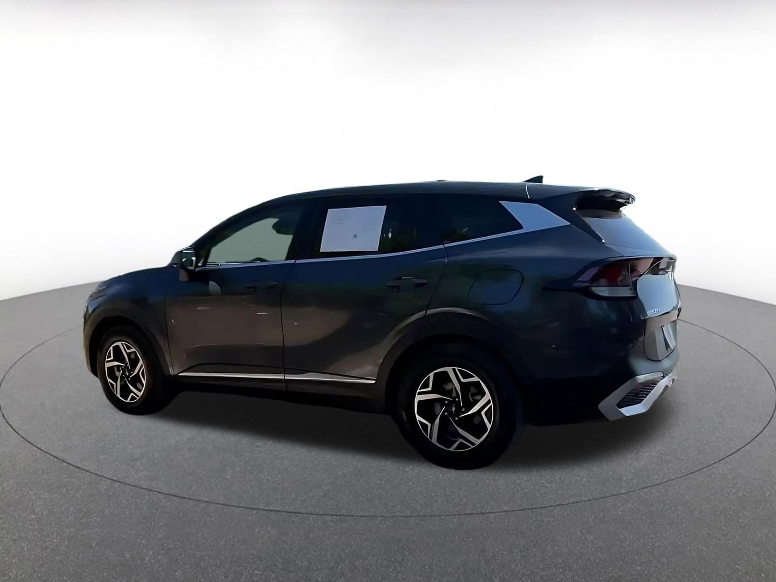 Thumbnail: 2024 Kia Sportage - 10