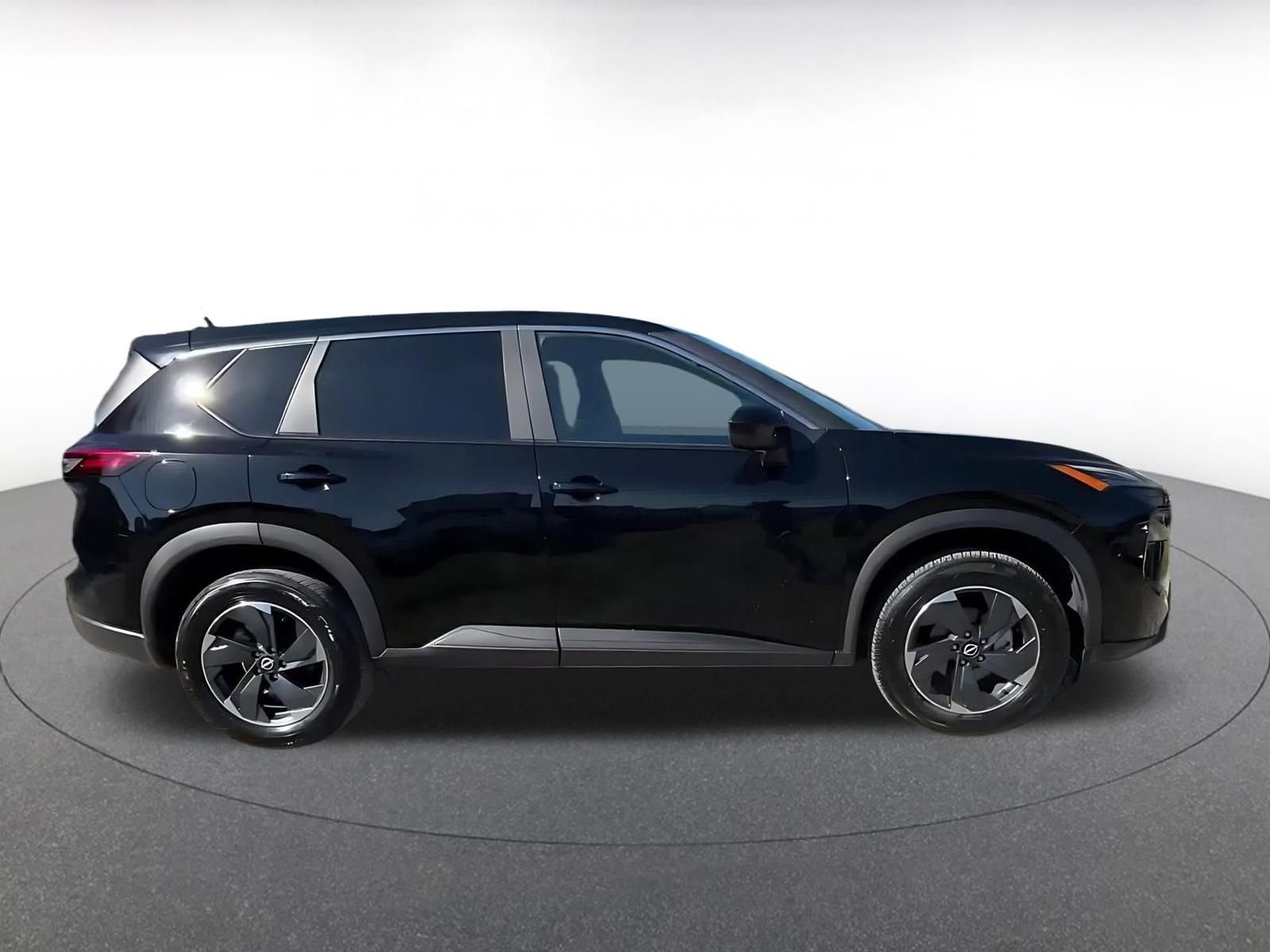 Thumbnail: 2025 Nissan Rogue - 16