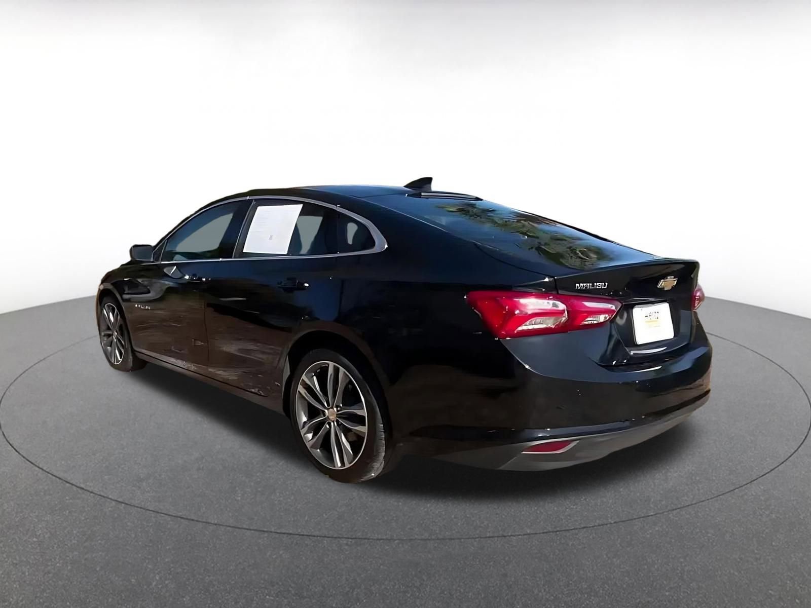 Thumbnail: 2024 Chevrolet Malibu - 10