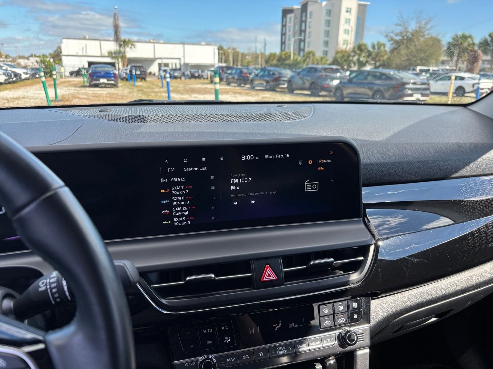 Thumbnail: 2025 Kia Seltos - 21