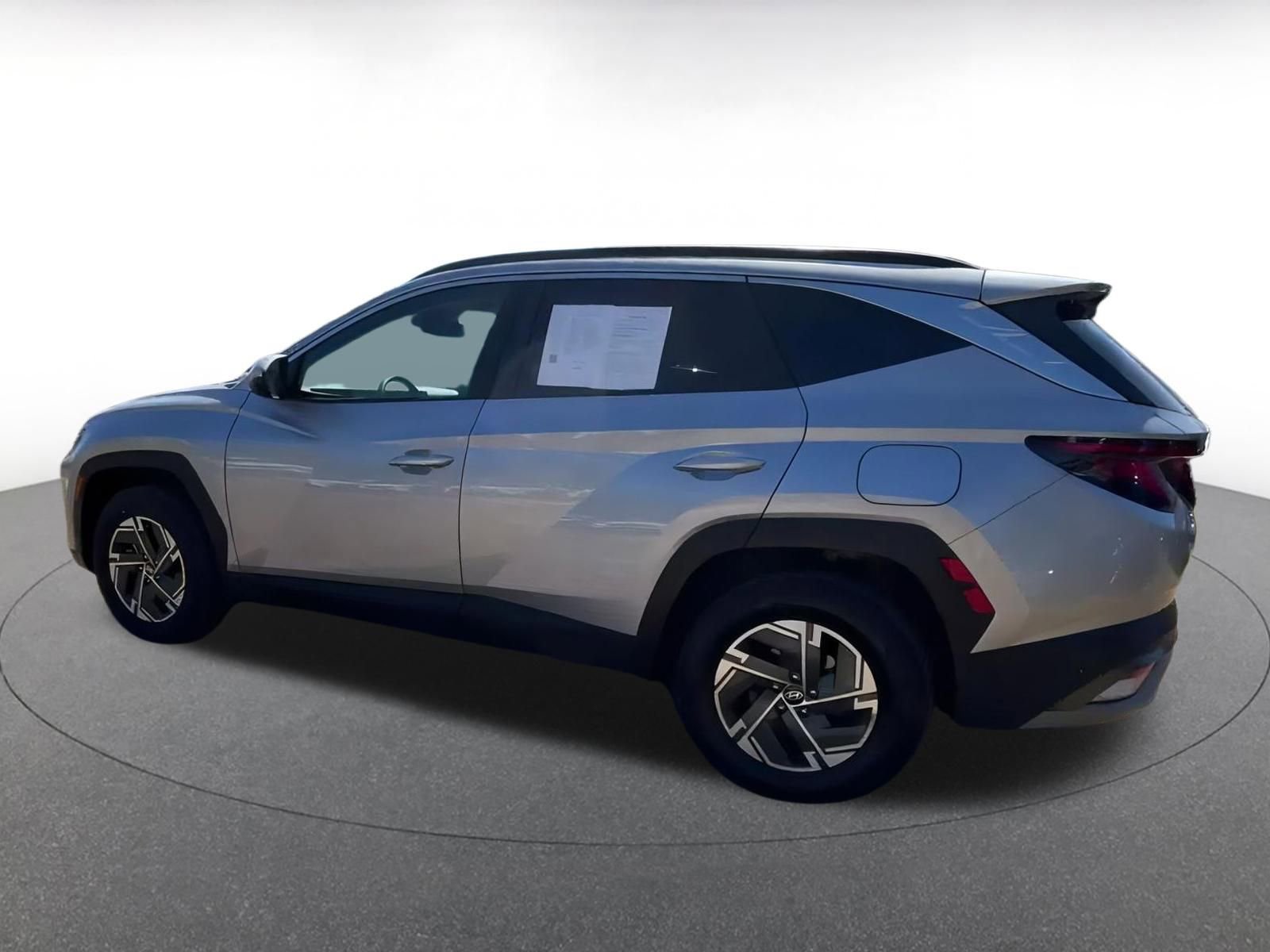 Thumbnail: 2025 Hyundai Tucson - 10