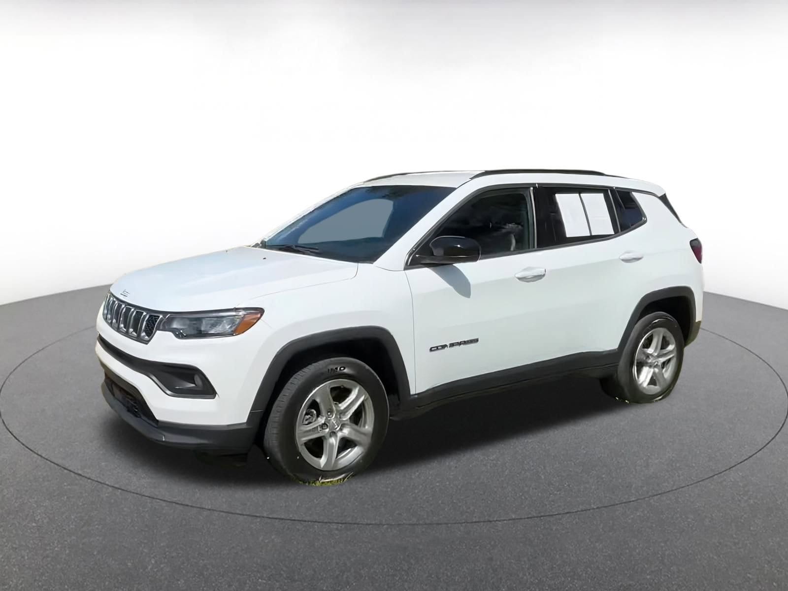 Thumbnail: 2023 Jeep Compass - 8