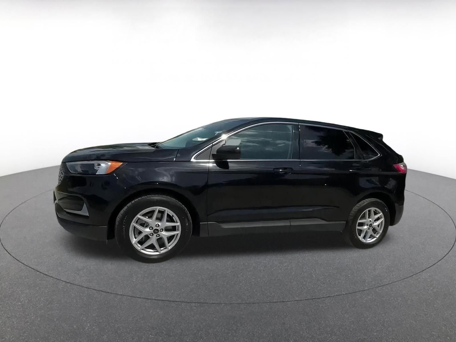 Thumbnail: 2024 Ford Edge - 8
