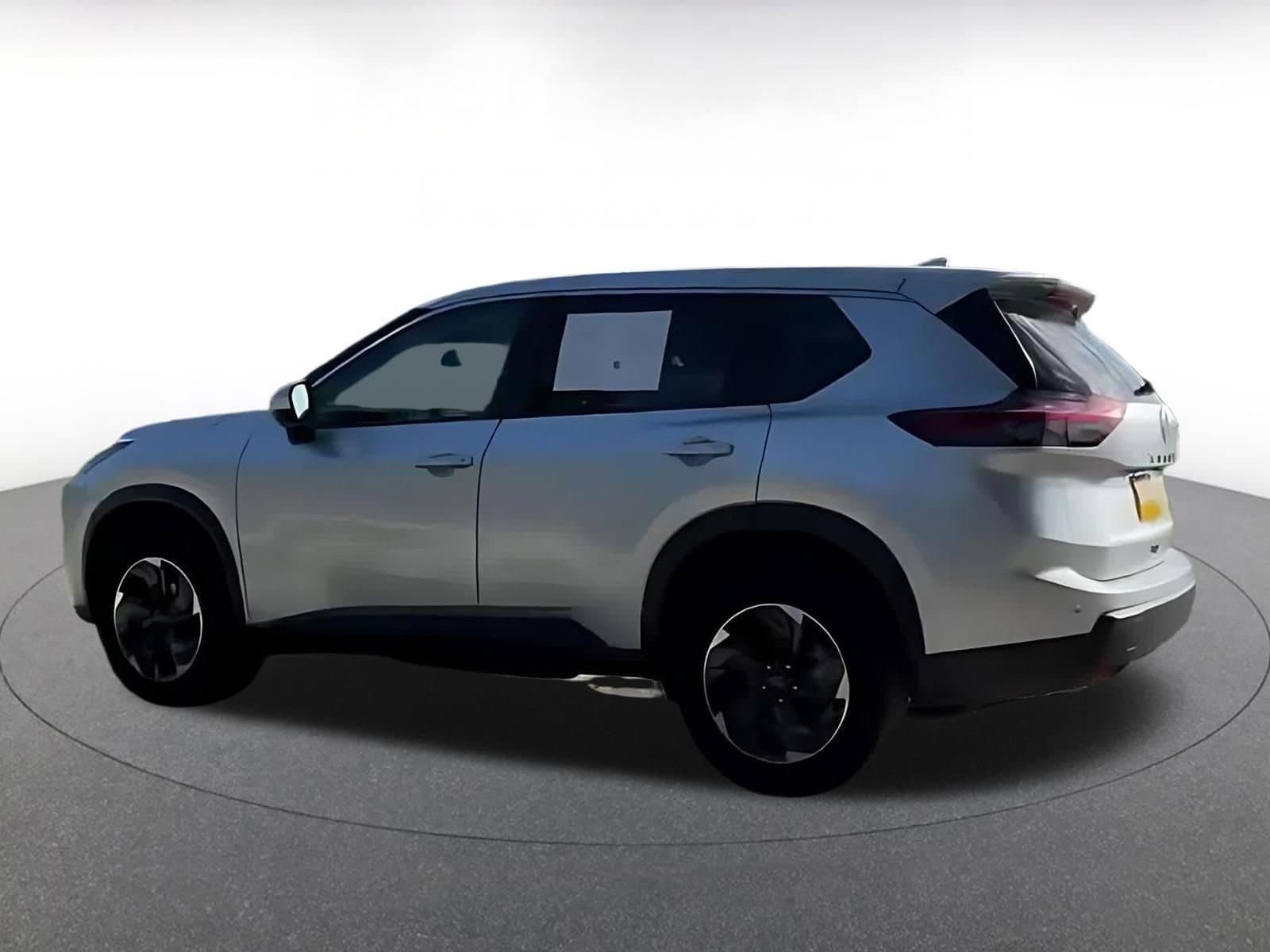 Thumbnail: 2025 Nissan Rogue - 10