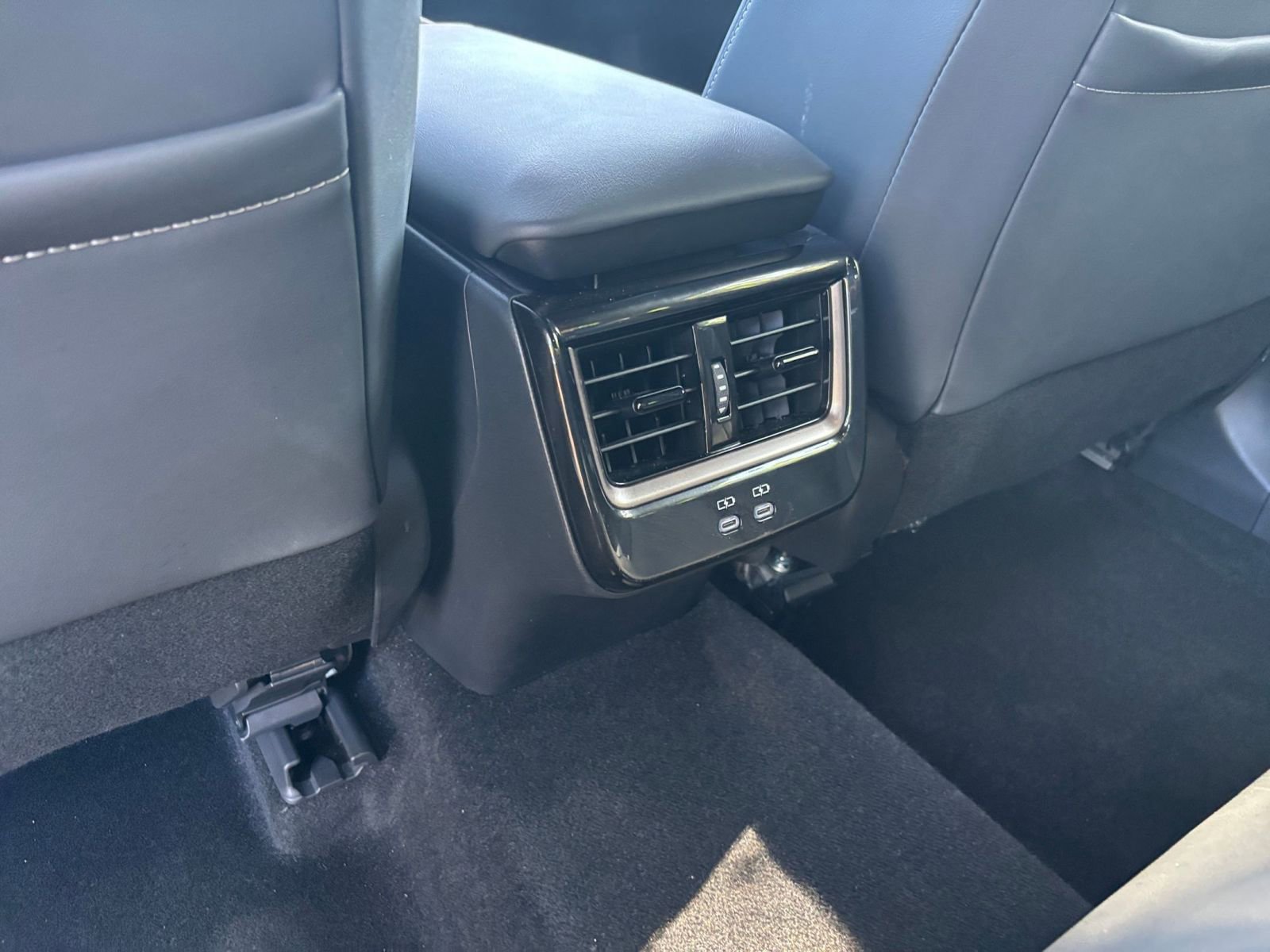 Thumbnail: 2025 Toyota Crown - 24